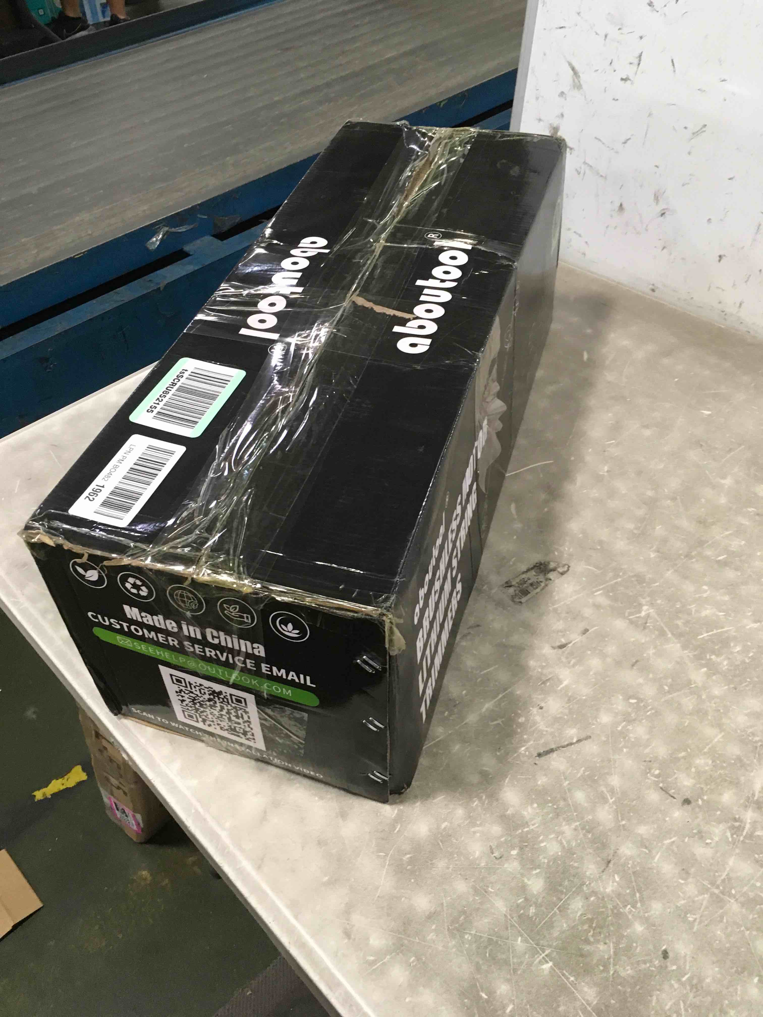 https://s3.amazonaws.com/lotting-images-prod/bidfta/PNK0112148_1725367120544.jpeg