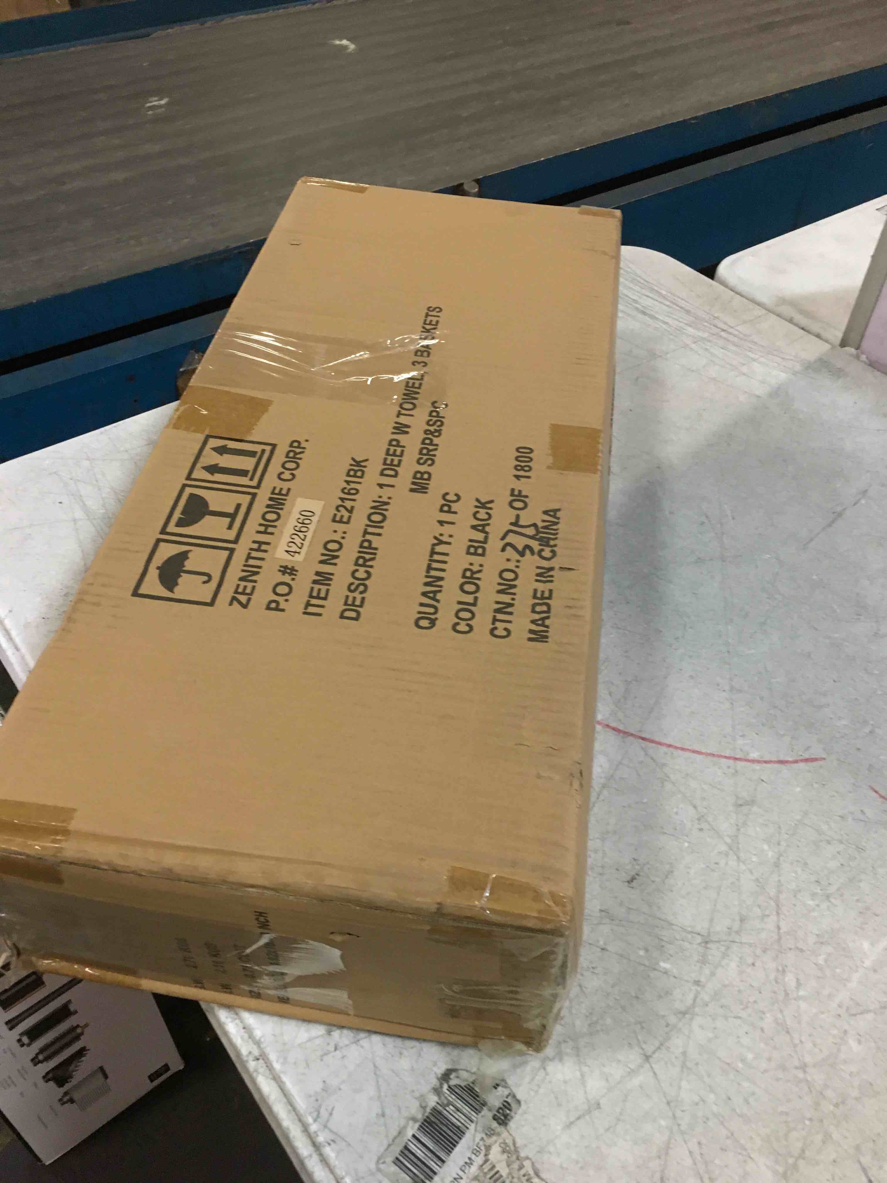 https://s3.amazonaws.com/lotting-images-prod/bidfta/PNK0112390_1725041438918.jpeg