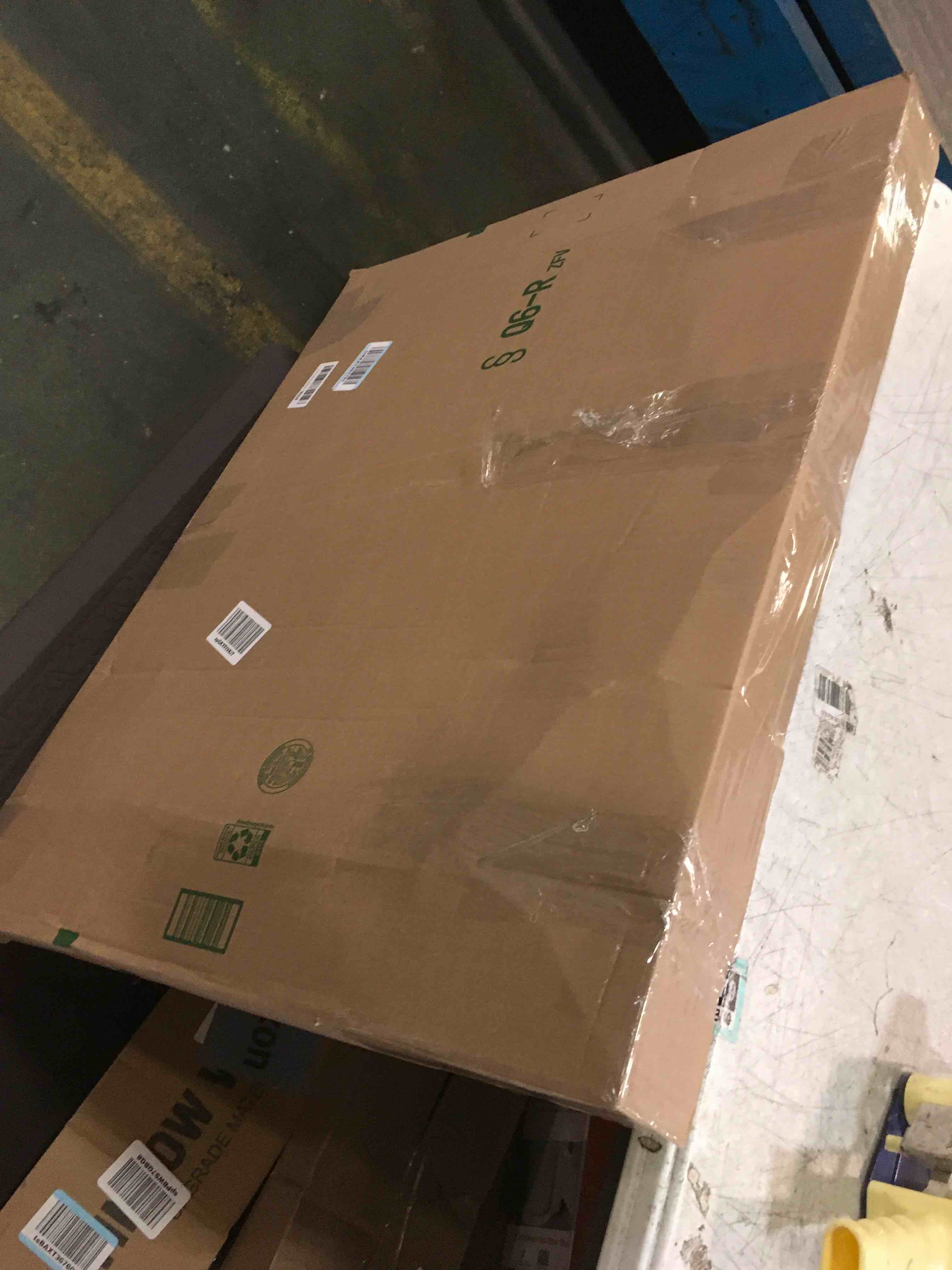 Tommy Bahama 5Position Classic Lay Flat Folding Backpack Beach Chair