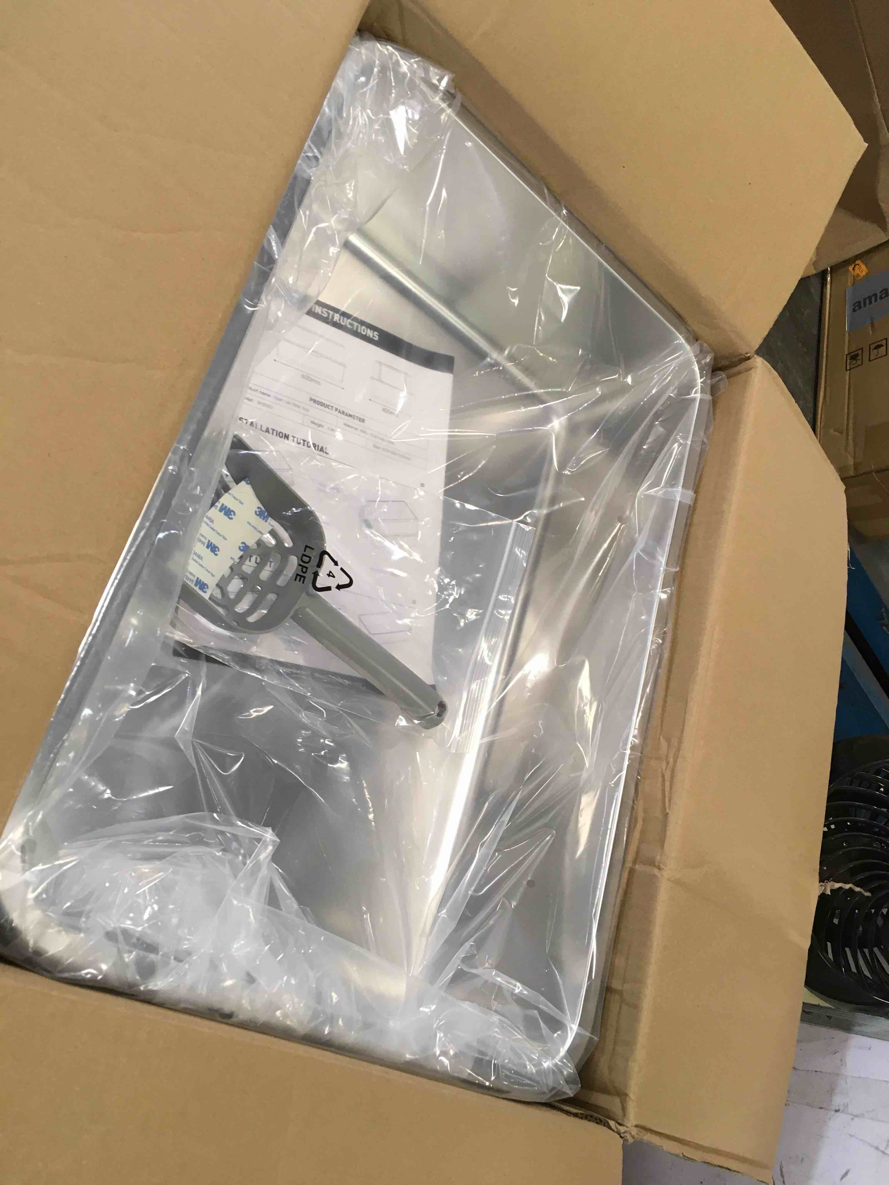 https://s3.amazonaws.com/lotting-images-prod/bidfta/PNK0112956_1724853008930.jpeg