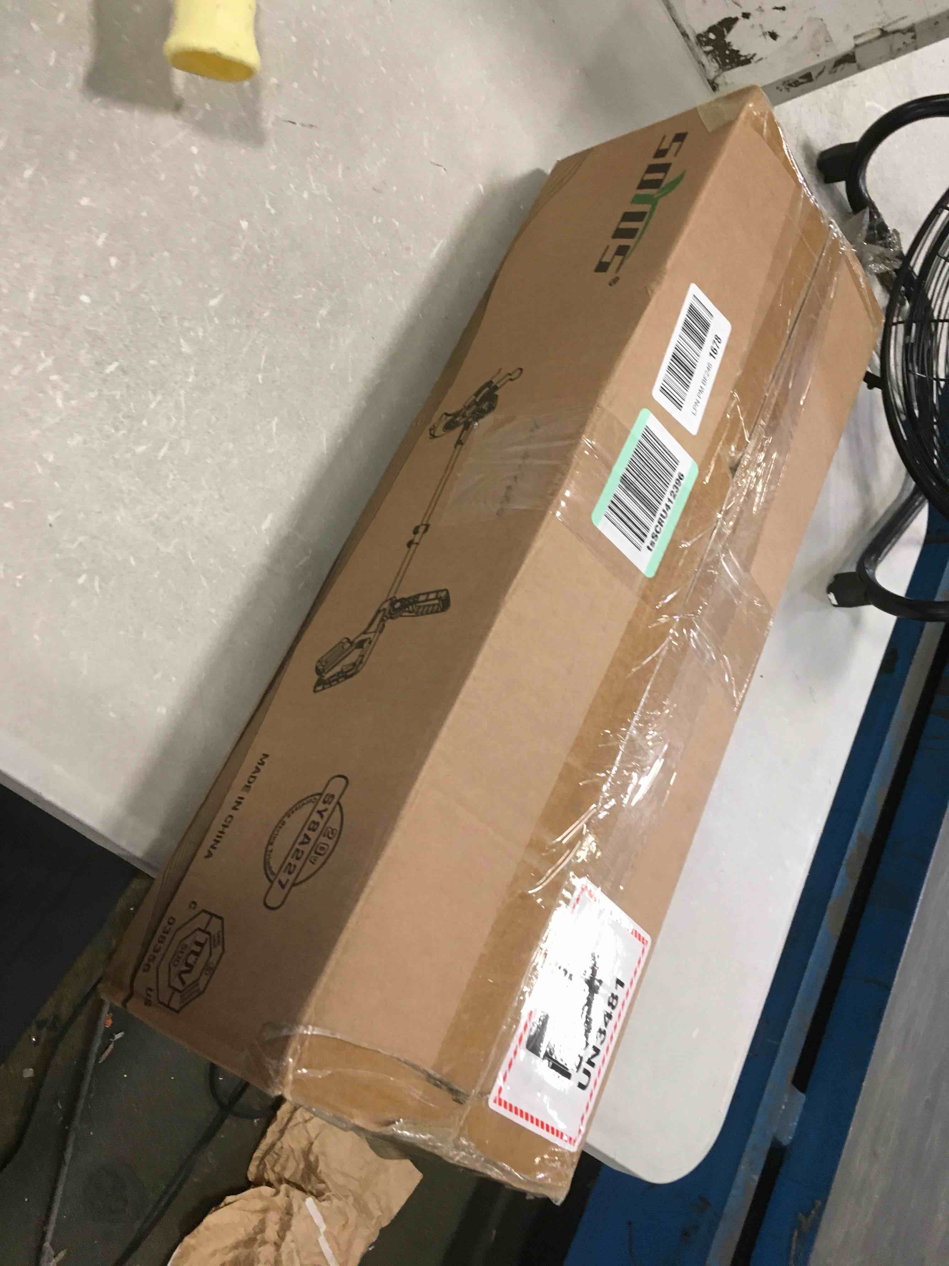 https://s3.amazonaws.com/lotting-images-prod/bidfta/PNK0113010_1724788392337.jpeg