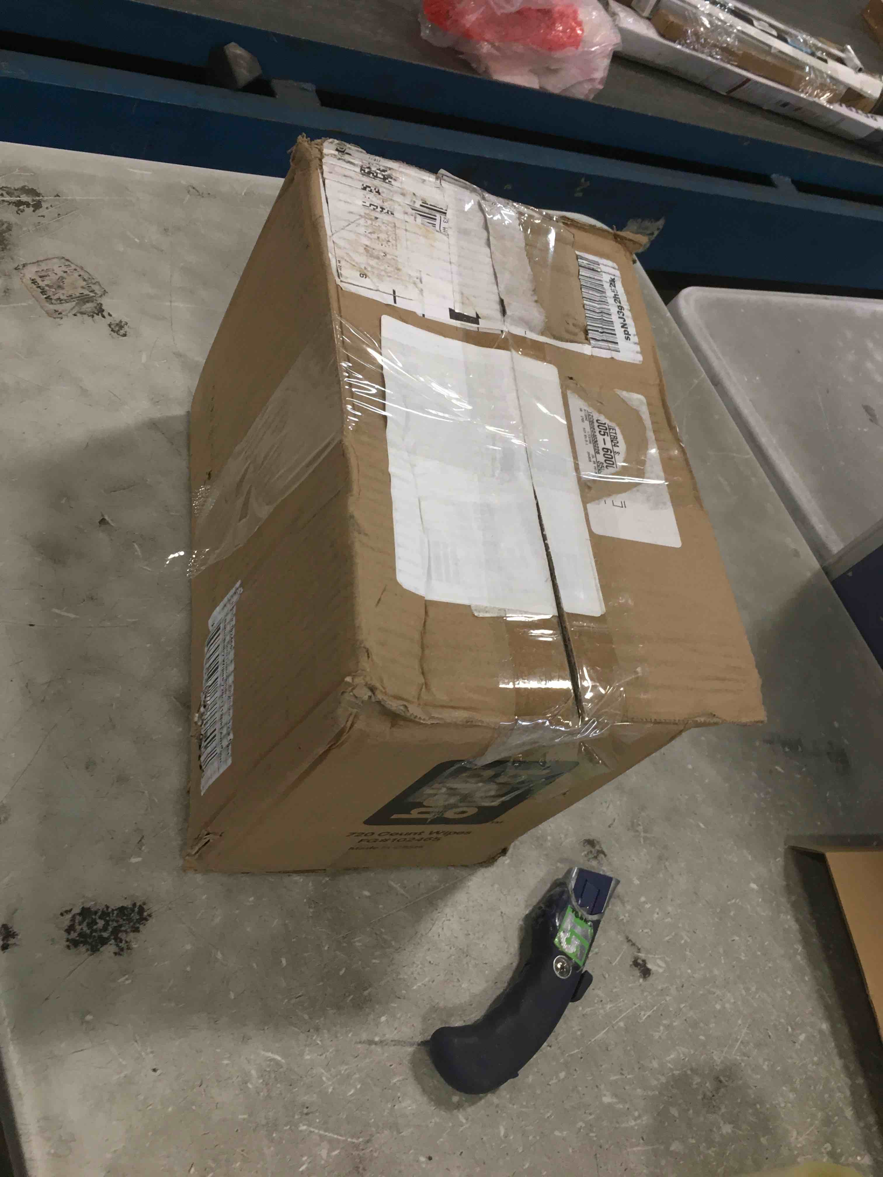 https://s3.amazonaws.com/lotting-images-prod/bidfta/PNK0113235_1724703416049.jpeg