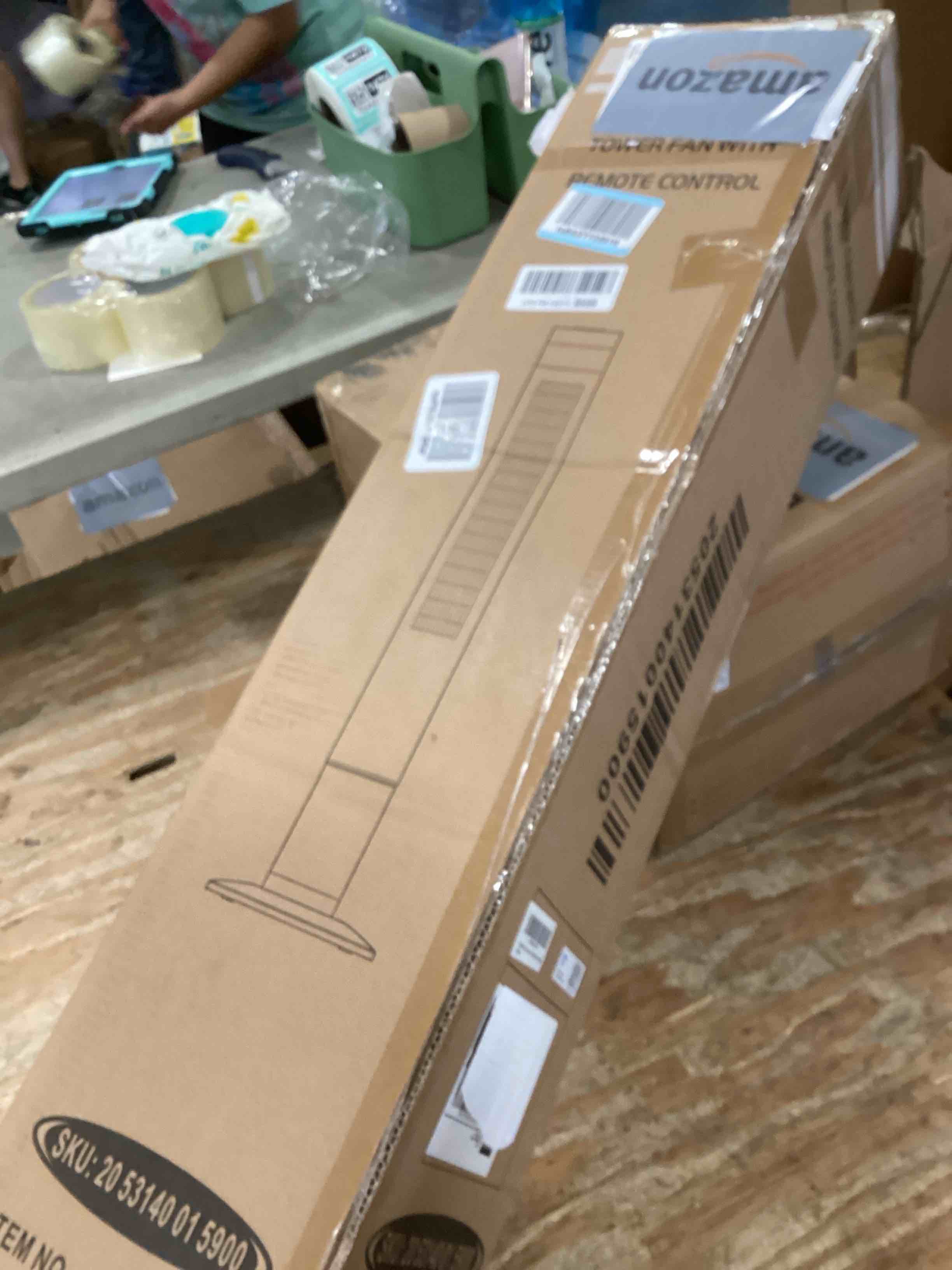 https://s3.amazonaws.com/lotting-images-prod/bidfta/PNK0114023_1727286039593.jpeg
