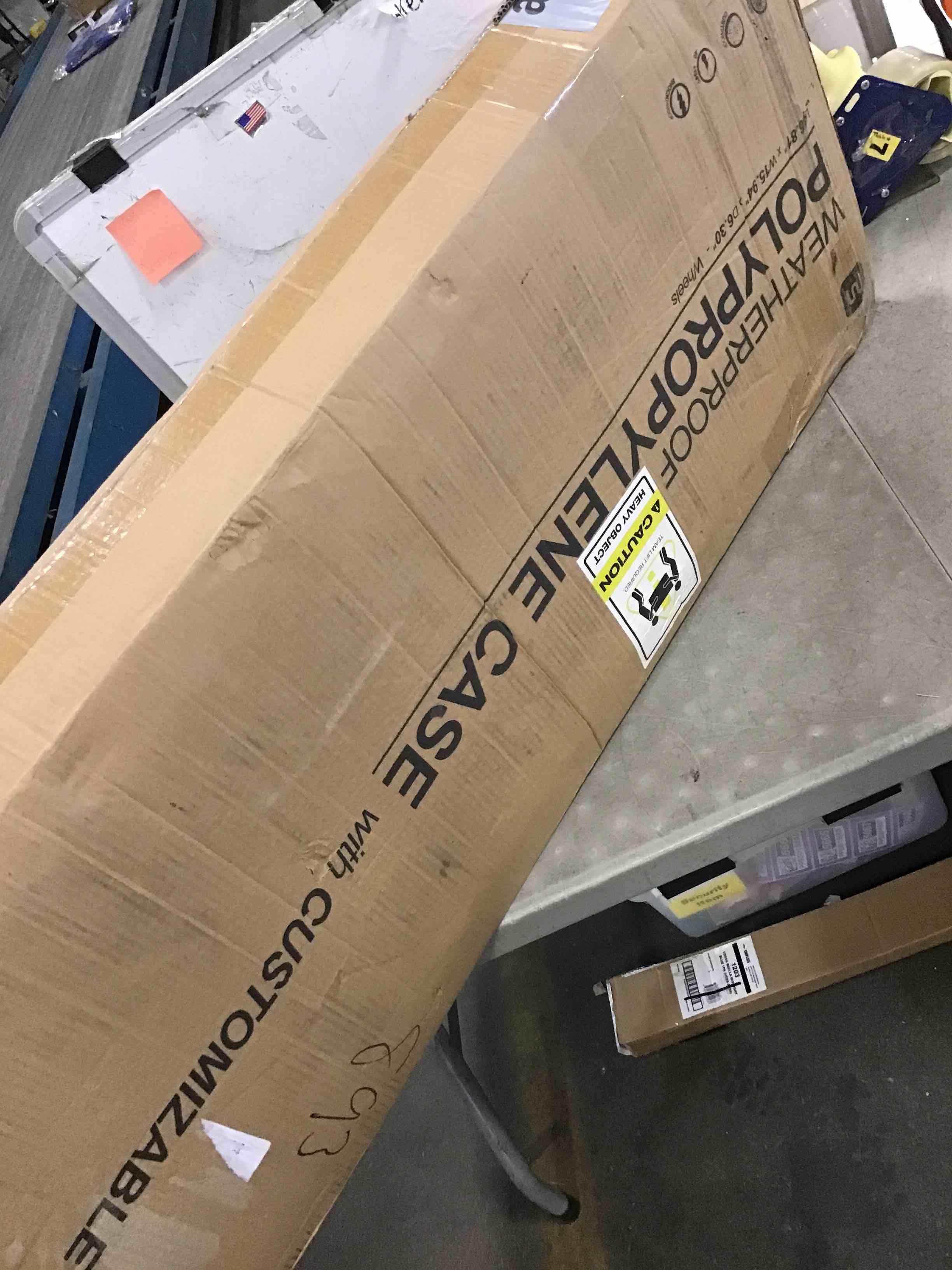 https://s3.amazonaws.com/lotting-images-prod/bidfta/PNK0118266_1724762601030.jpeg