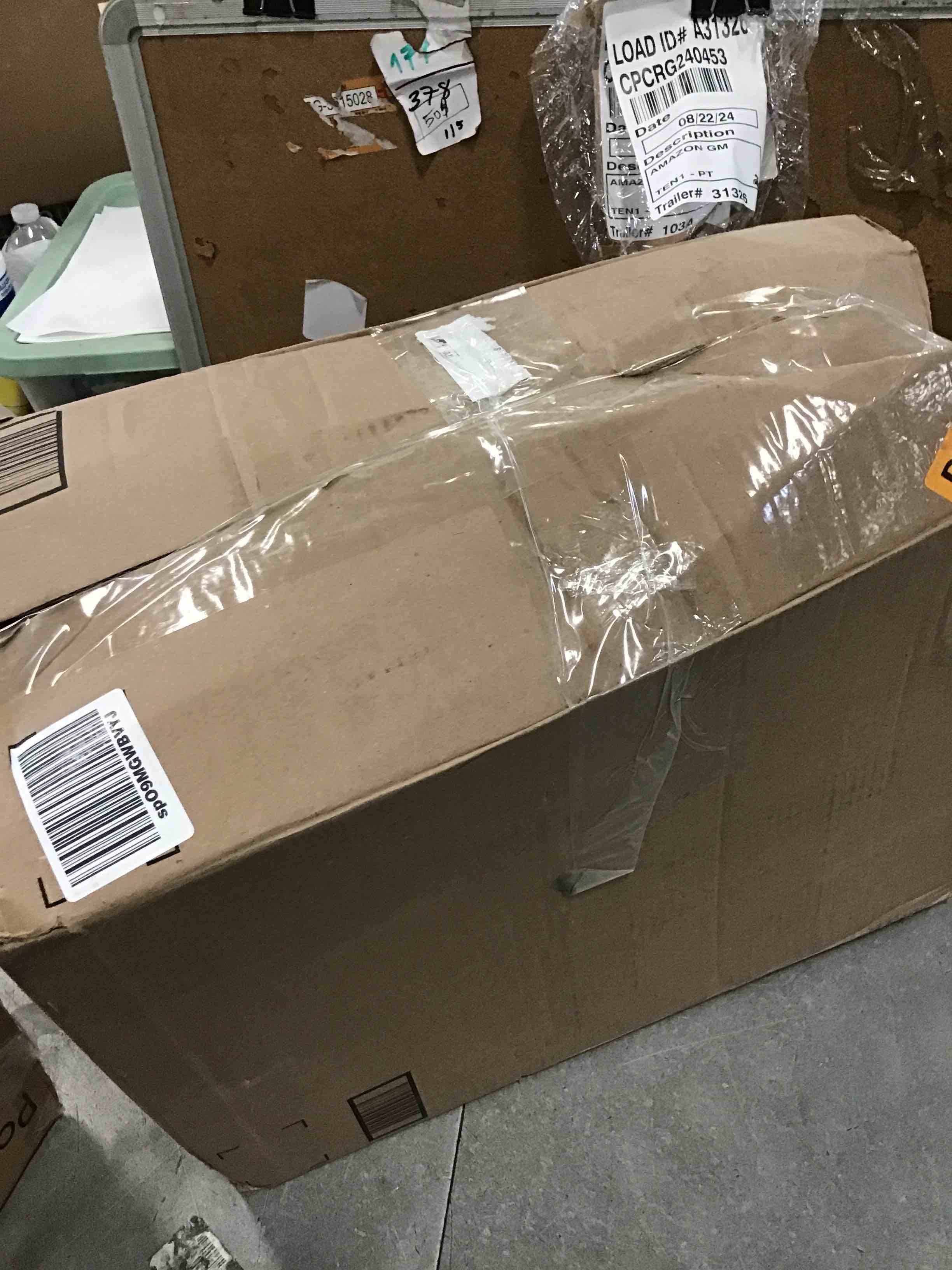 https://s3.amazonaws.com/lotting-images-prod/bidfta/PNK0118380_1724693249662.jpeg