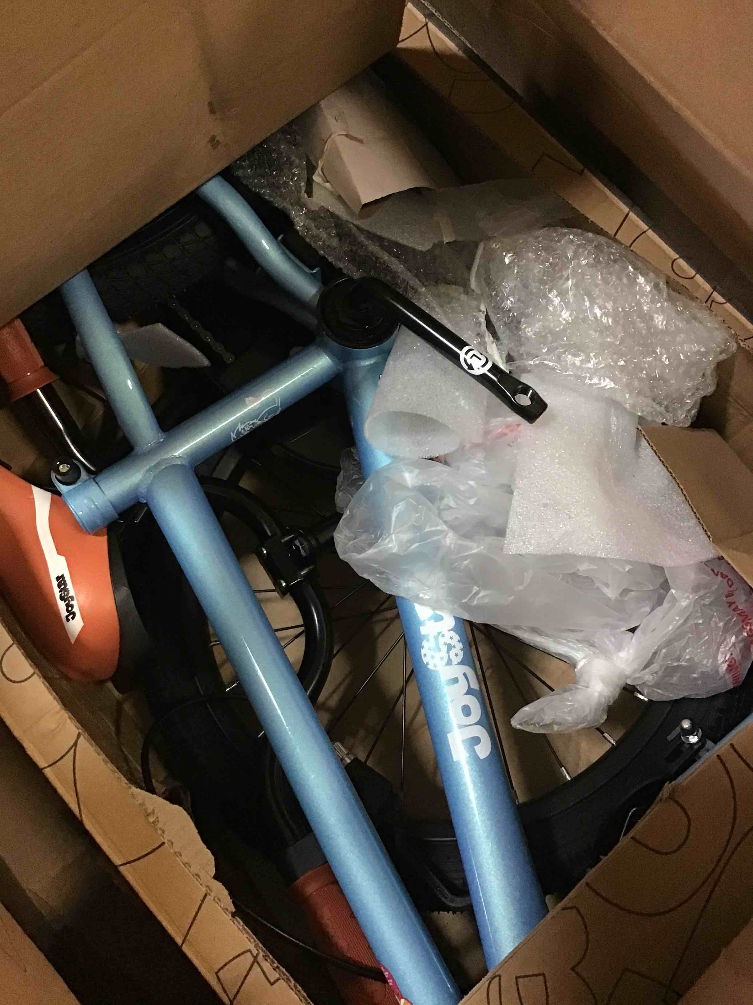 https://s3.amazonaws.com/lotting-images-prod/bidfta/PNK0119214_1724251523281.jpeg