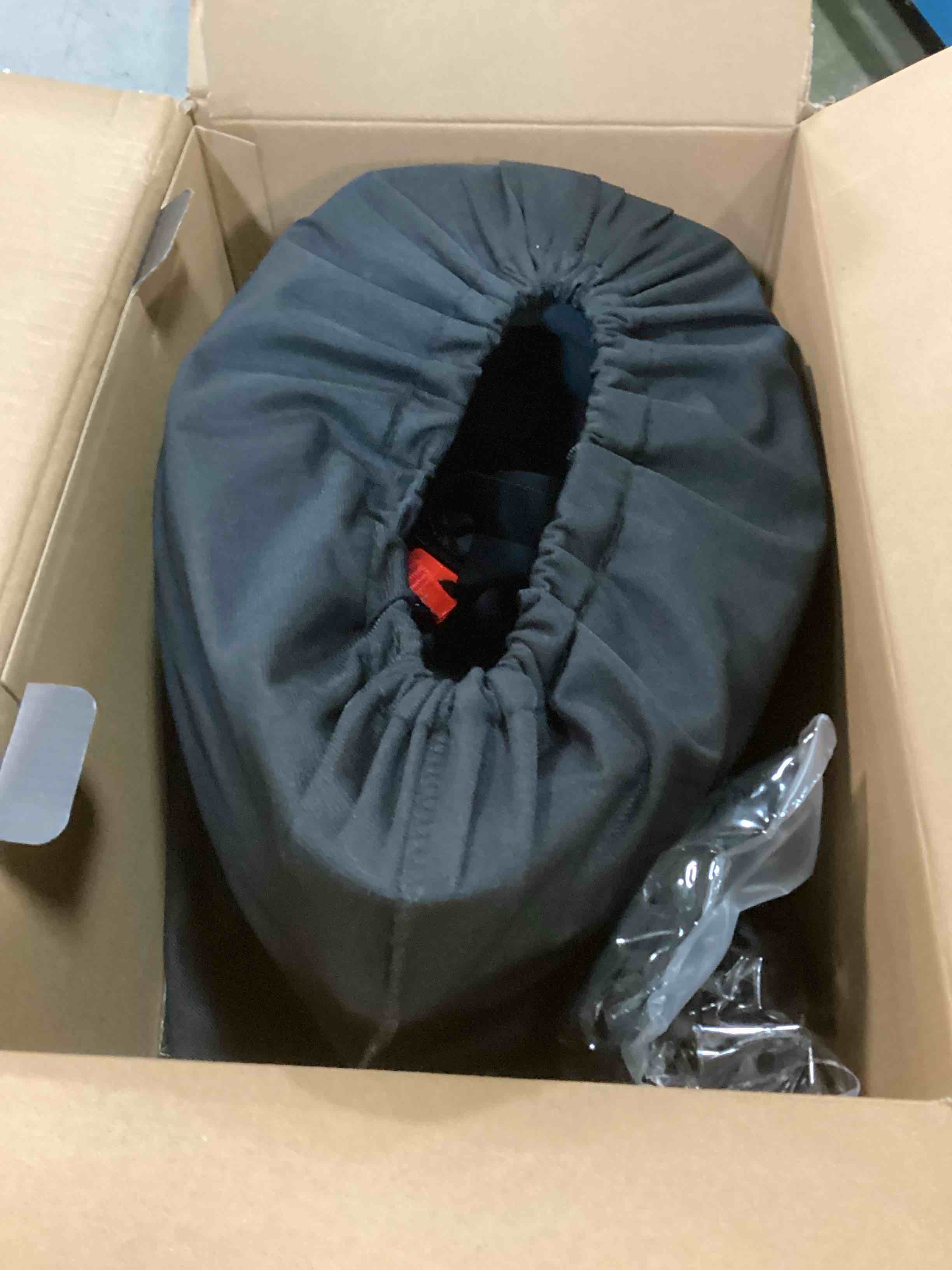 https://s3.amazonaws.com/lotting-images-prod/bidfta/PNK0119553_1724125709421.jpeg