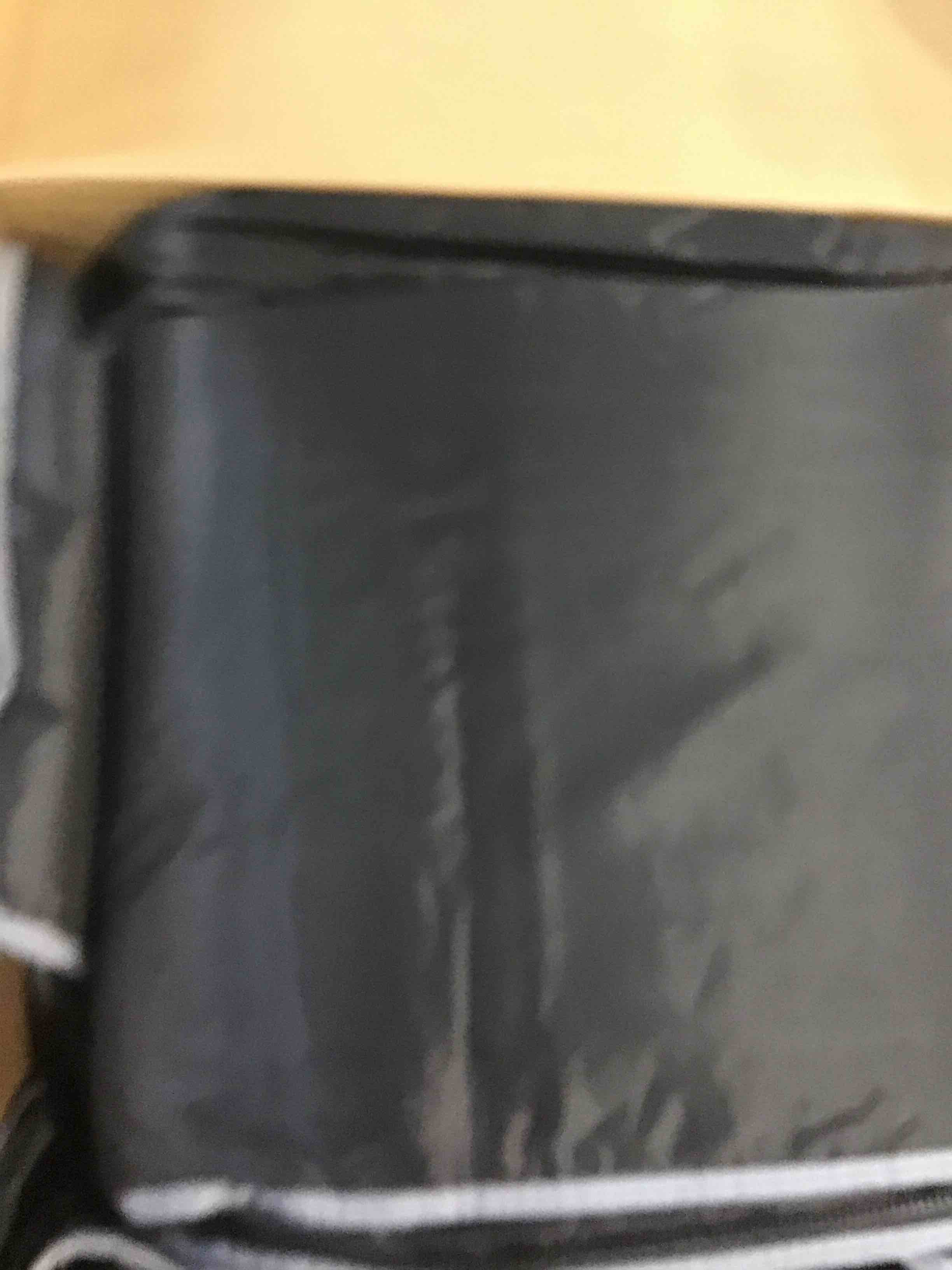 https://s3.amazonaws.com/lotting-images-prod/bidfta/PNK0119705_1723233464910.jpeg