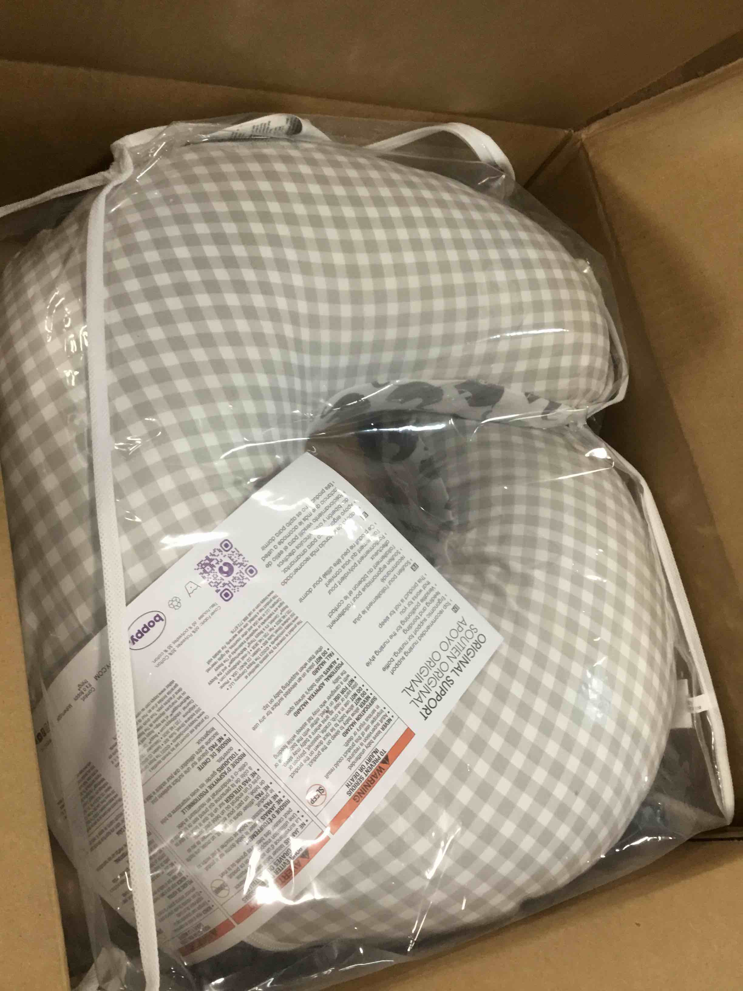 https://s3.amazonaws.com/lotting-images-prod/bidfta/PNK0136206_1724421247570.jpeg
