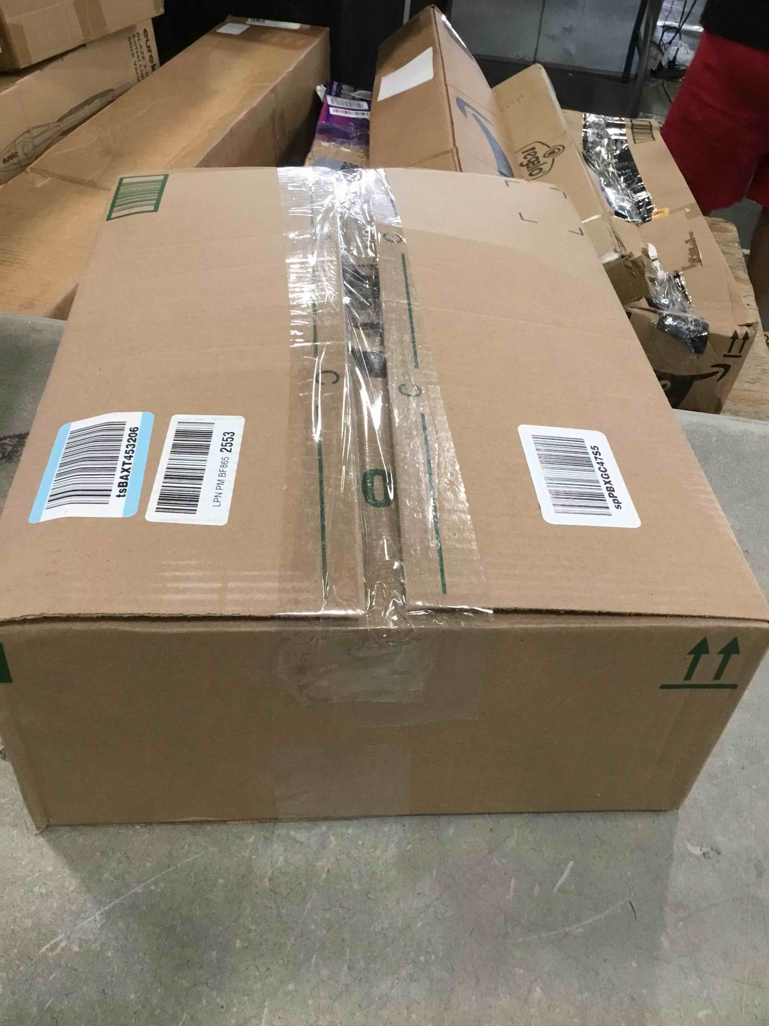 https://s3.amazonaws.com/lotting-images-prod/bidfta/PNK0137152_1724077935537.jpeg