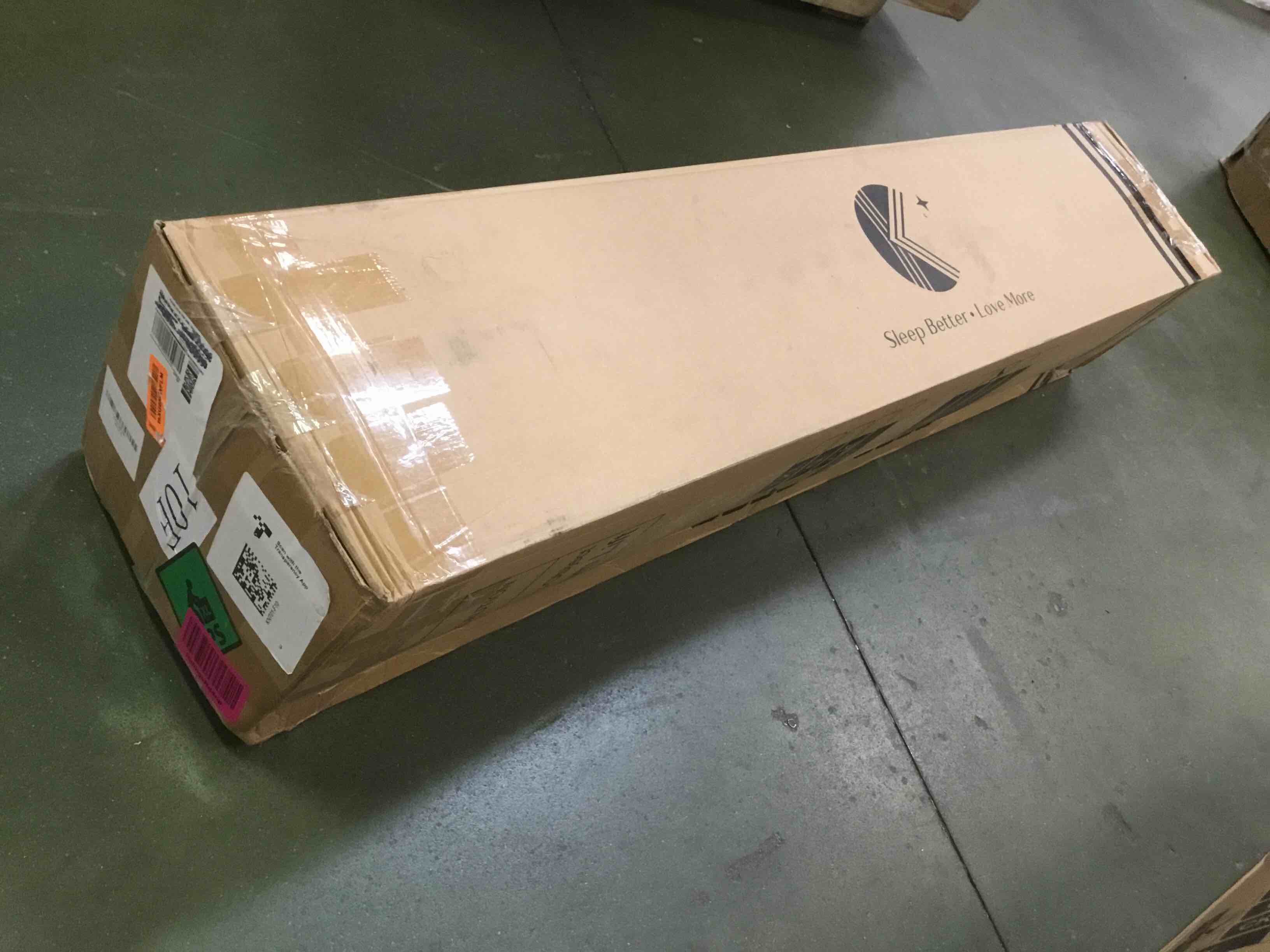 https://s3.amazonaws.com/lotting-images-prod/bidfta/PNK0145127_1724424718284.jpeg