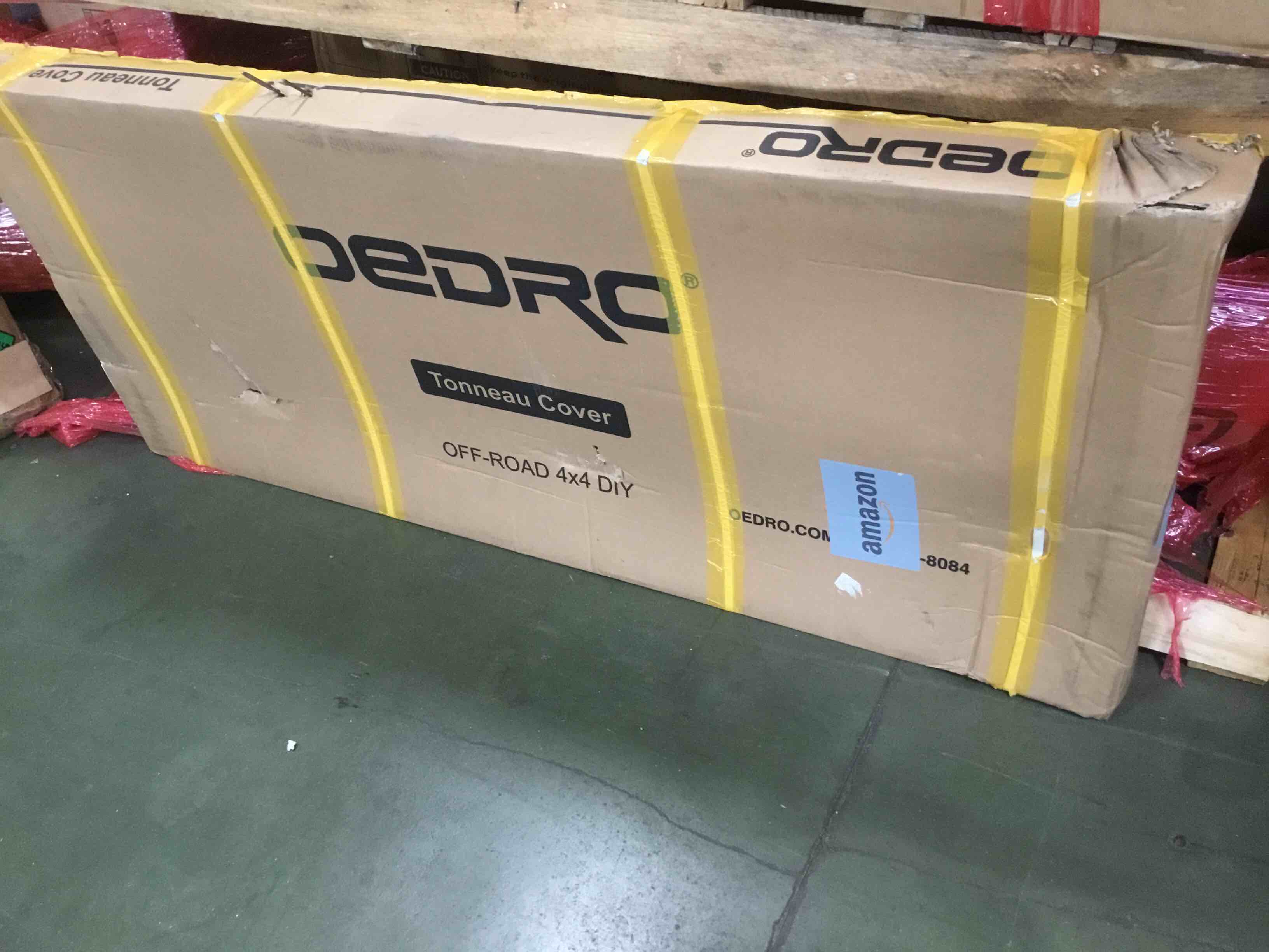 oEdRo Soft Trifold Truck Bed Tonneau Cover On Top Compatible with 2016