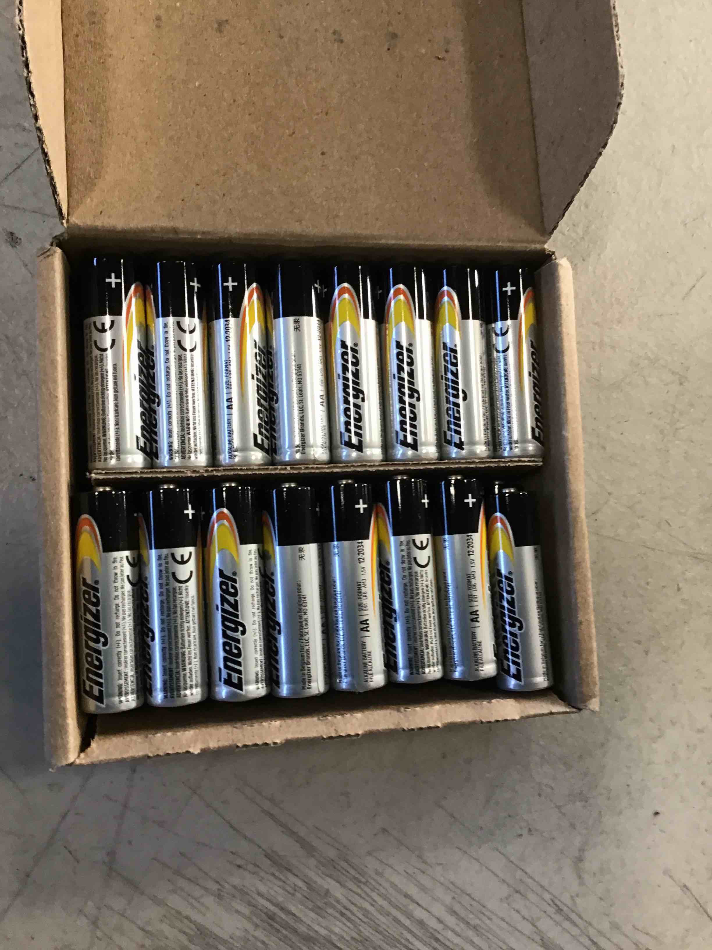 https://s3.amazonaws.com/lotting-images-prod/bidfta/PNK0147297_1724934866013.jpeg
