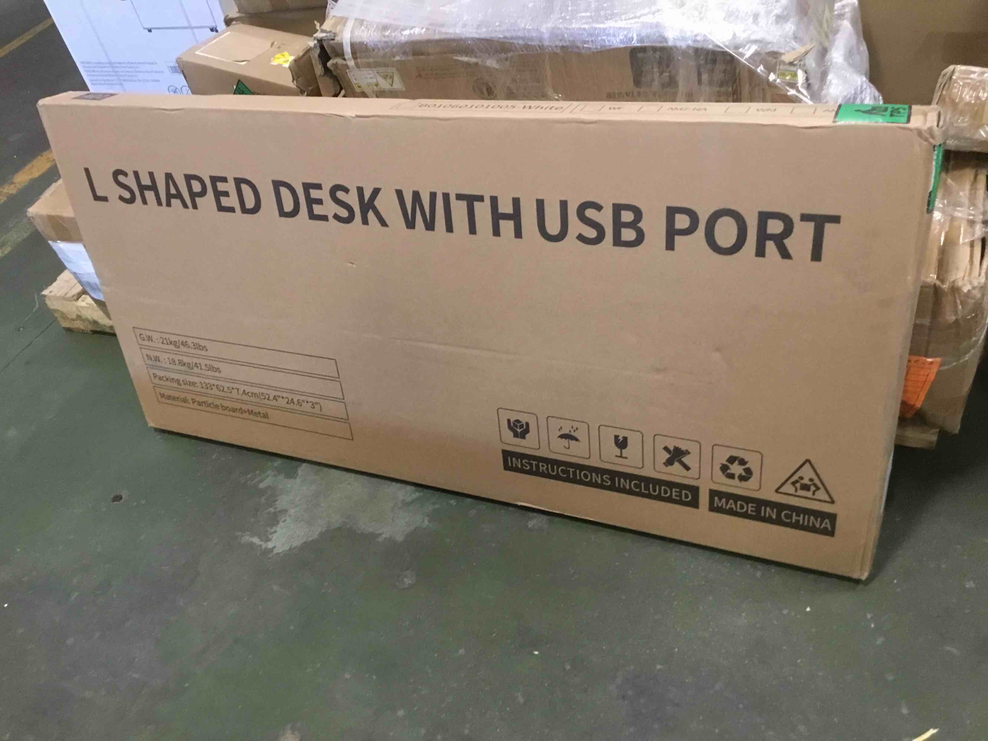 https://s3.amazonaws.com/lotting-images-prod/bidfta/PNK0150882_1725973714323.jpeg