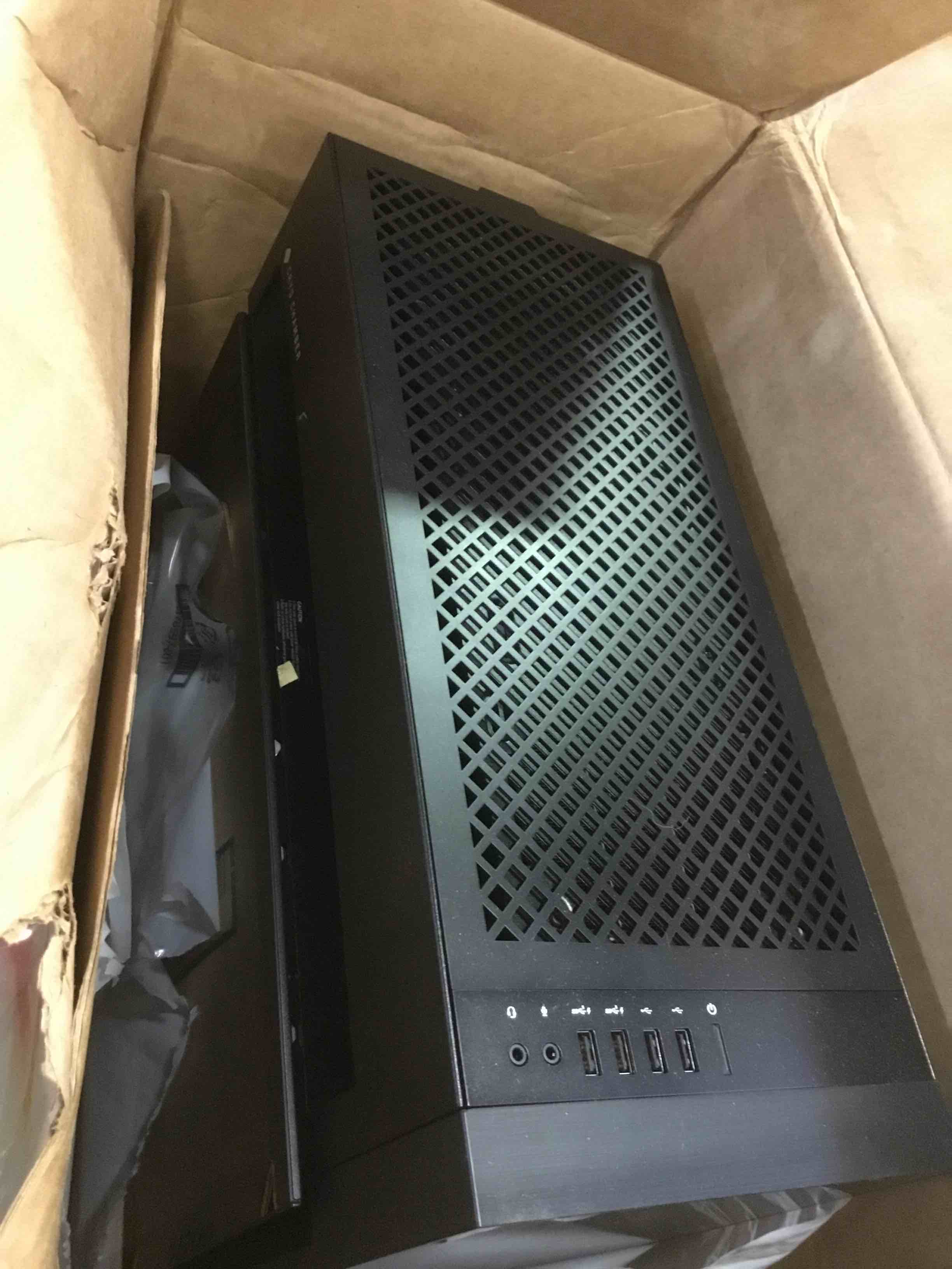 https://s3.amazonaws.com/lotting-images-prod/bidfta/PNK0150911_1725970692565.jpeg