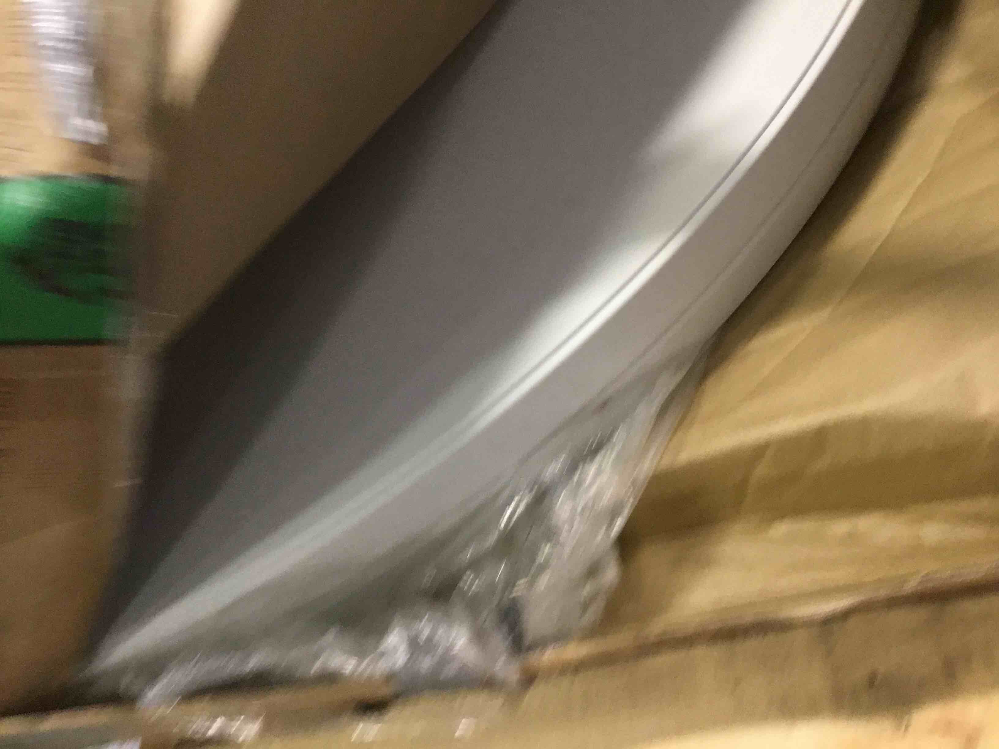 https://s3.amazonaws.com/lotting-images-prod/bidfta/PNK0151744_1725386073778.jpeg