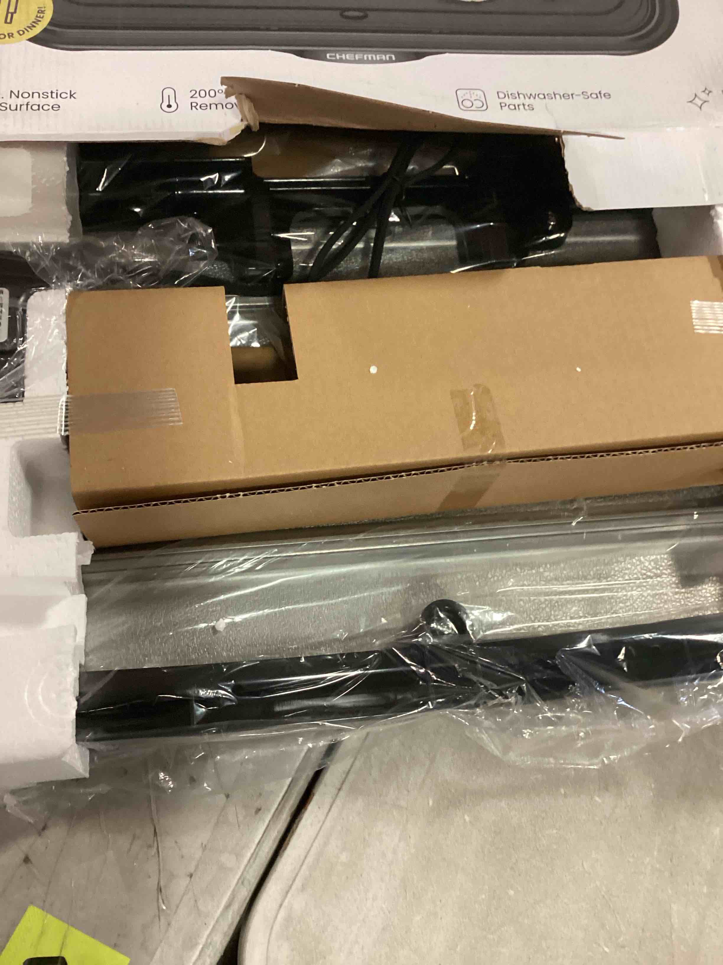 https://s3.amazonaws.com/lotting-images-prod/bidfta/PNK0152305_1729780188037.jpeg