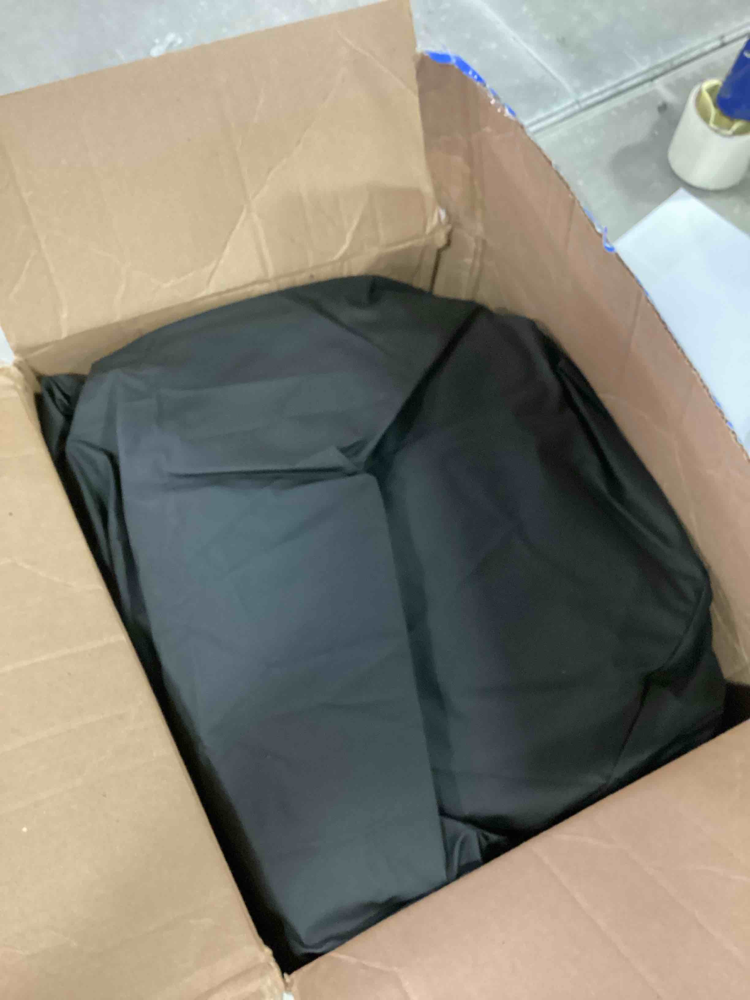 https://s3.amazonaws.com/lotting-images-prod/bidfta/PNK0152312_1729777728584.jpeg