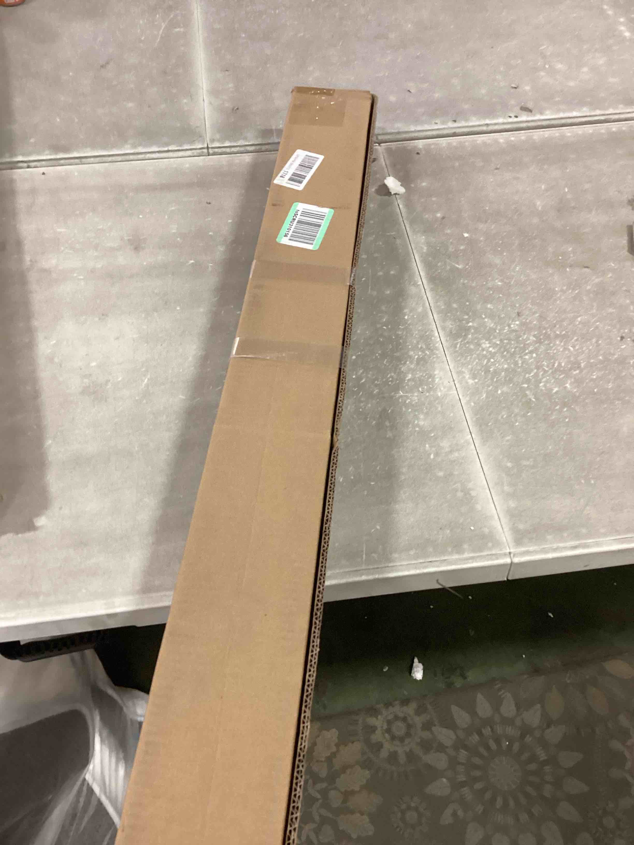 https://s3.amazonaws.com/lotting-images-prod/bidfta/PNK0152514_1729623677405.jpeg