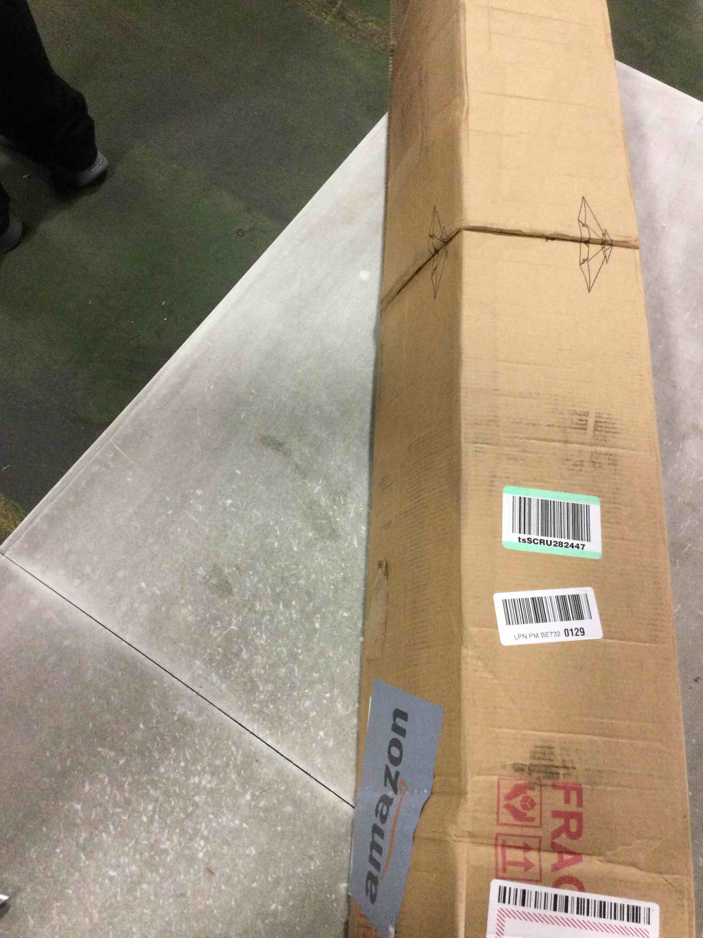 https://s3.amazonaws.com/lotting-images-prod/bidfta/PNK0152562_1729604247186.jpeg