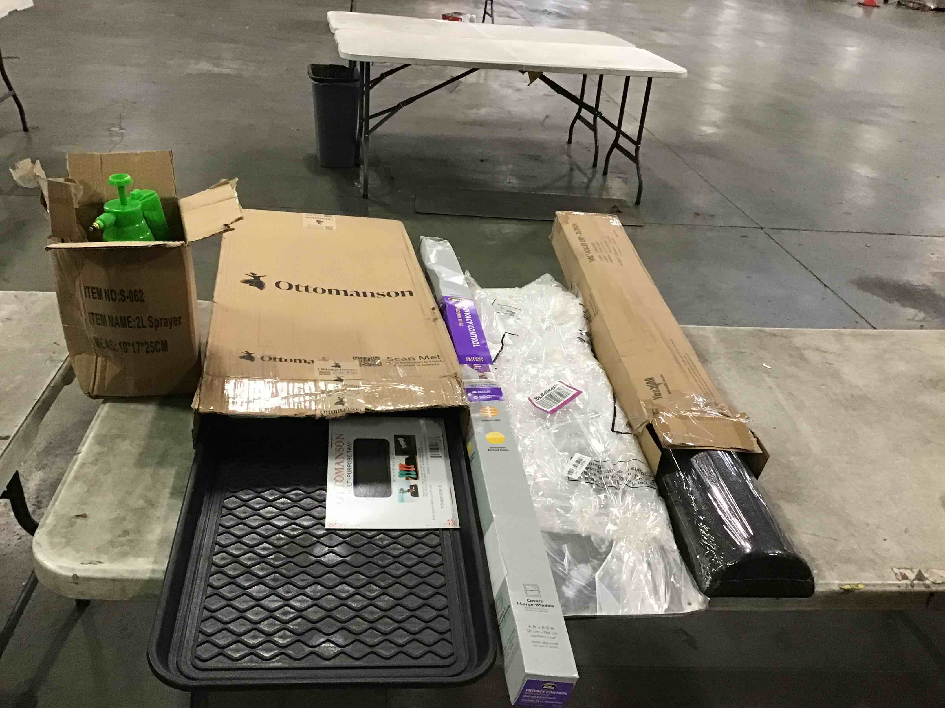 https://s3.amazonaws.com/lotting-images-prod/bidfta/PNK0152776_1729266817456.jpeg