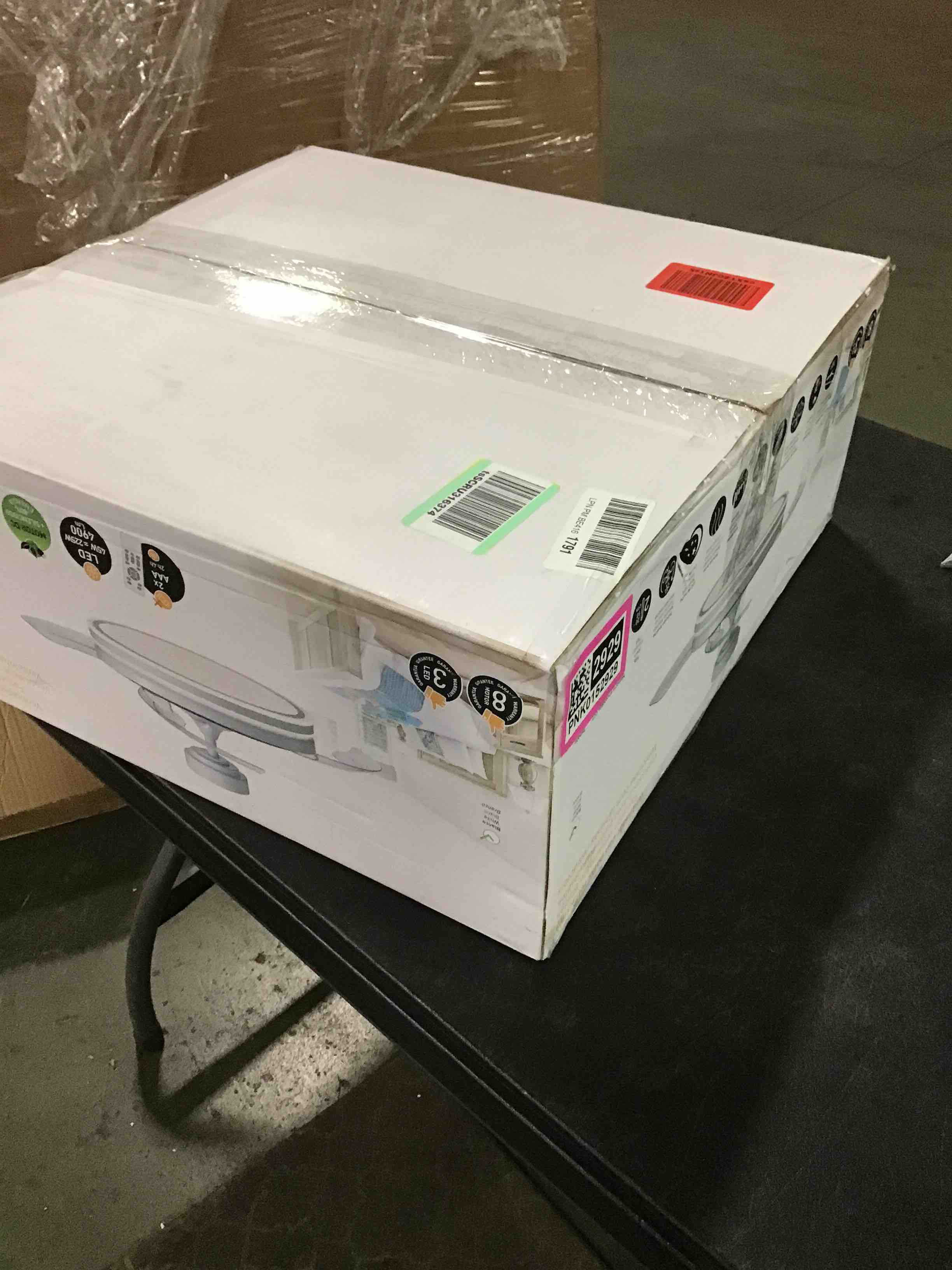 https://s3.amazonaws.com/lotting-images-prod/bidfta/PNK0152929_1729167899510.jpeg