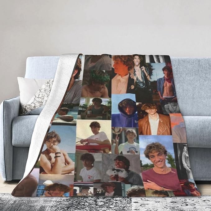 Super Soft Flannel Blanket Gavin Casalegno and Jeremiah Actor Fisher Throw Flannel Blankets Soft Blanket All Seasons Lightweight Air Conditioner Suitable... Color:Style