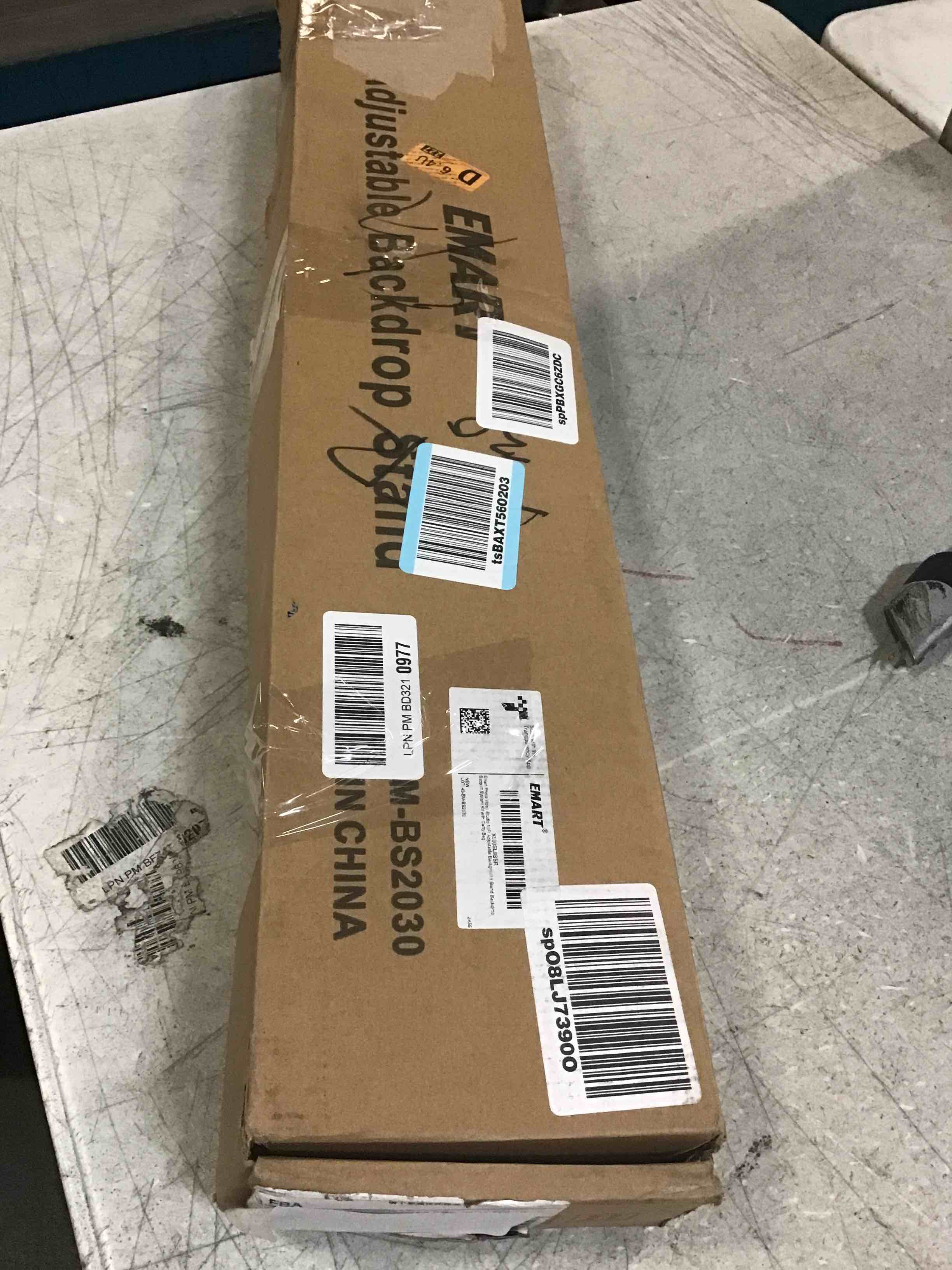 https://s3.amazonaws.com/lotting-images-prod/bidfta/PNK0154827_1725513010248.jpeg