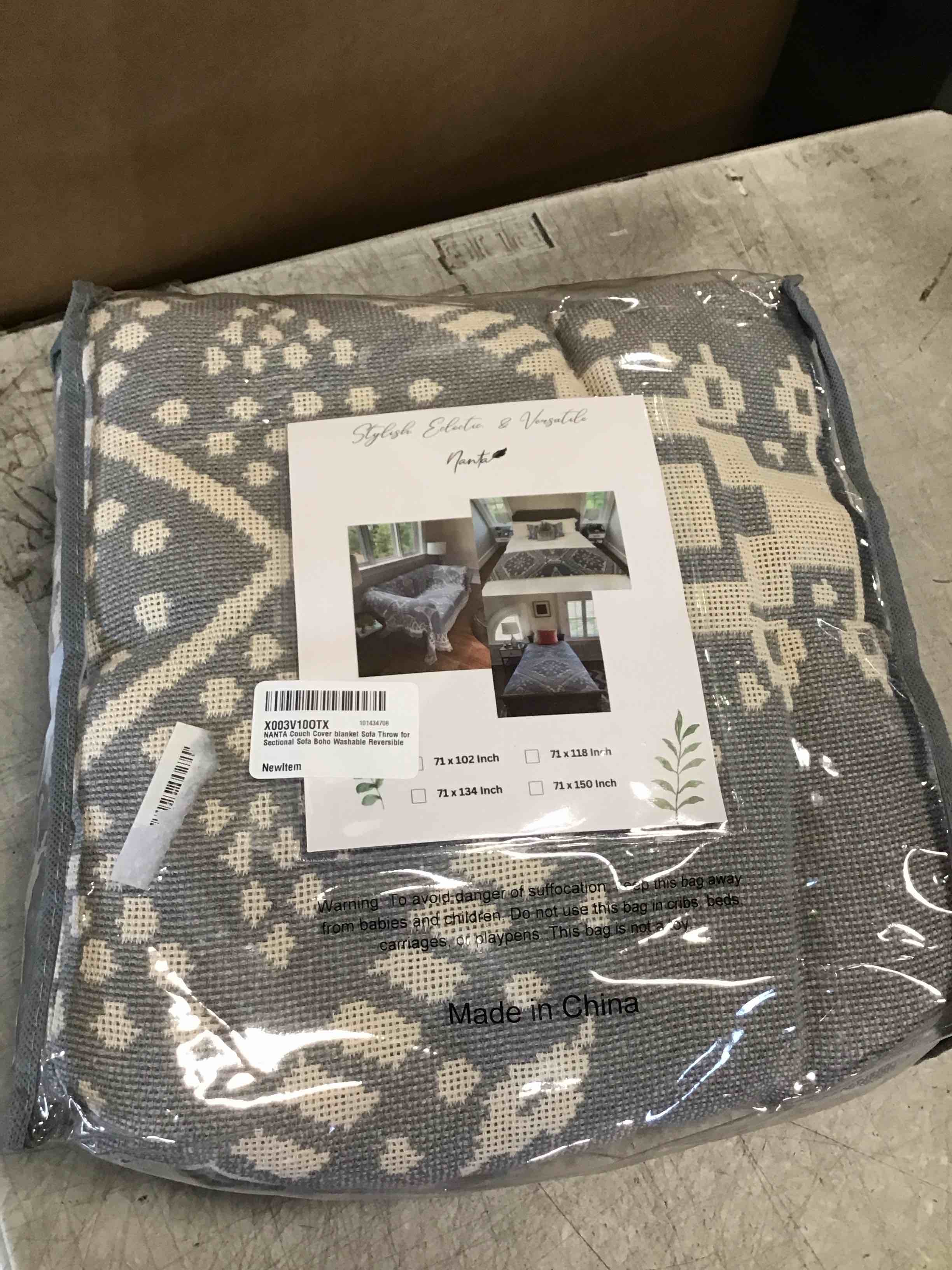 https://s3.amazonaws.com/lotting-images-prod/bidfta/PNK0155927_1724939450497.jpeg