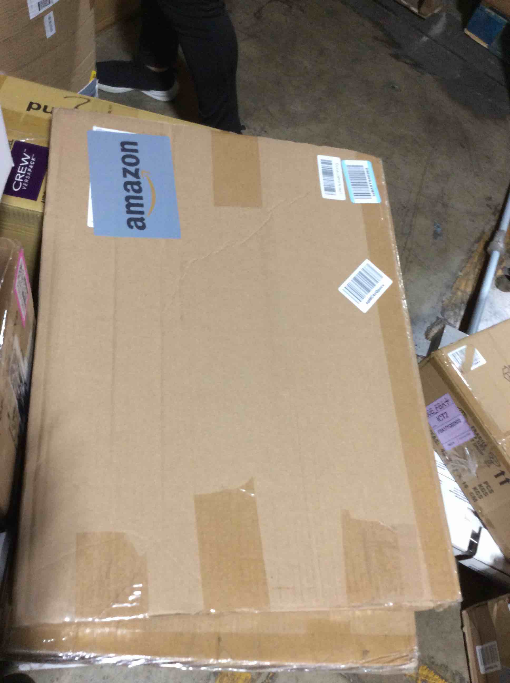 https://s3.amazonaws.com/lotting-images-prod/bidfta/PNK0158986_1725665539104.jpeg