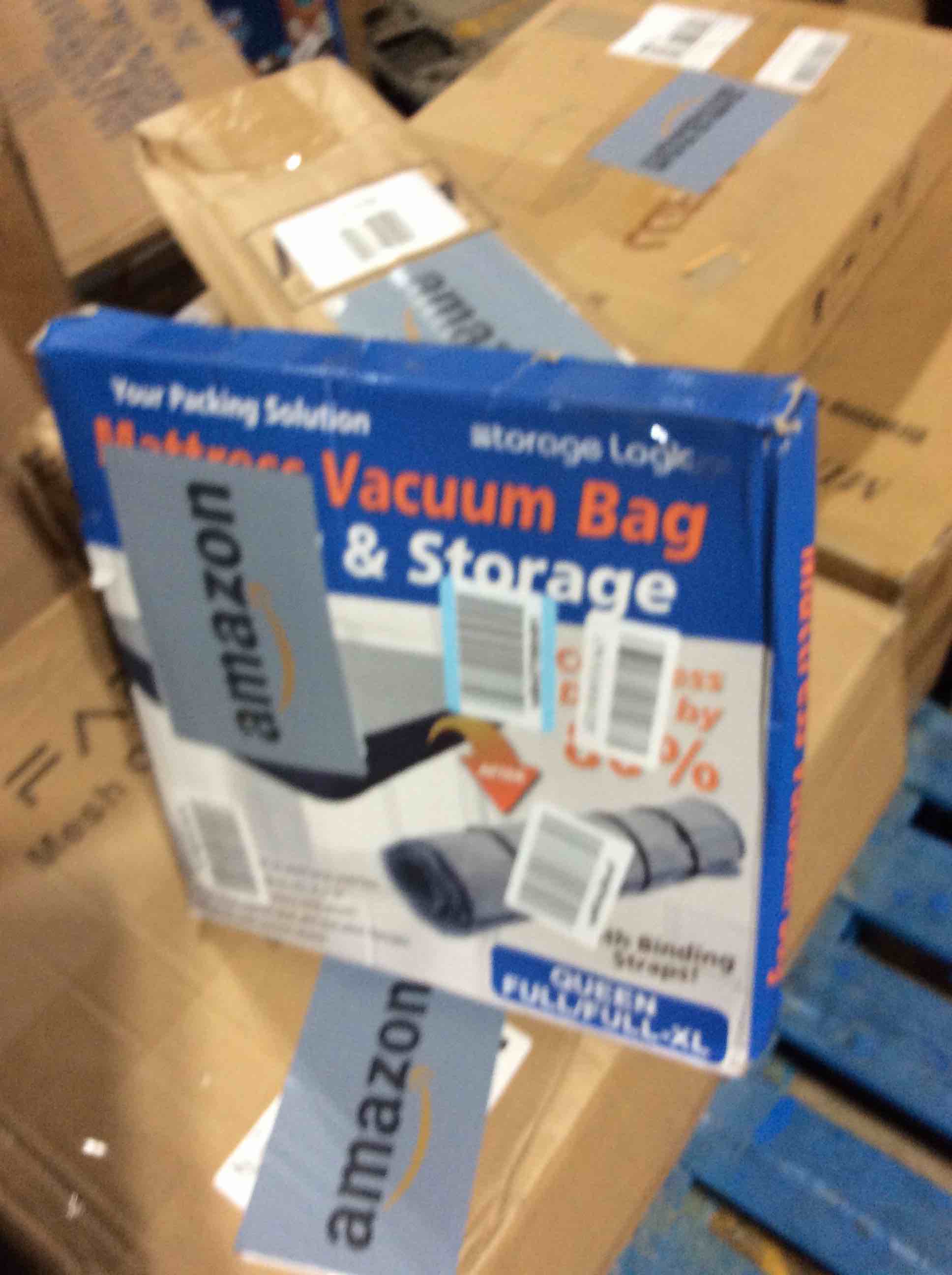 https://s3.amazonaws.com/lotting-images-prod/bidfta/PNK0158993_1725665916488.jpeg