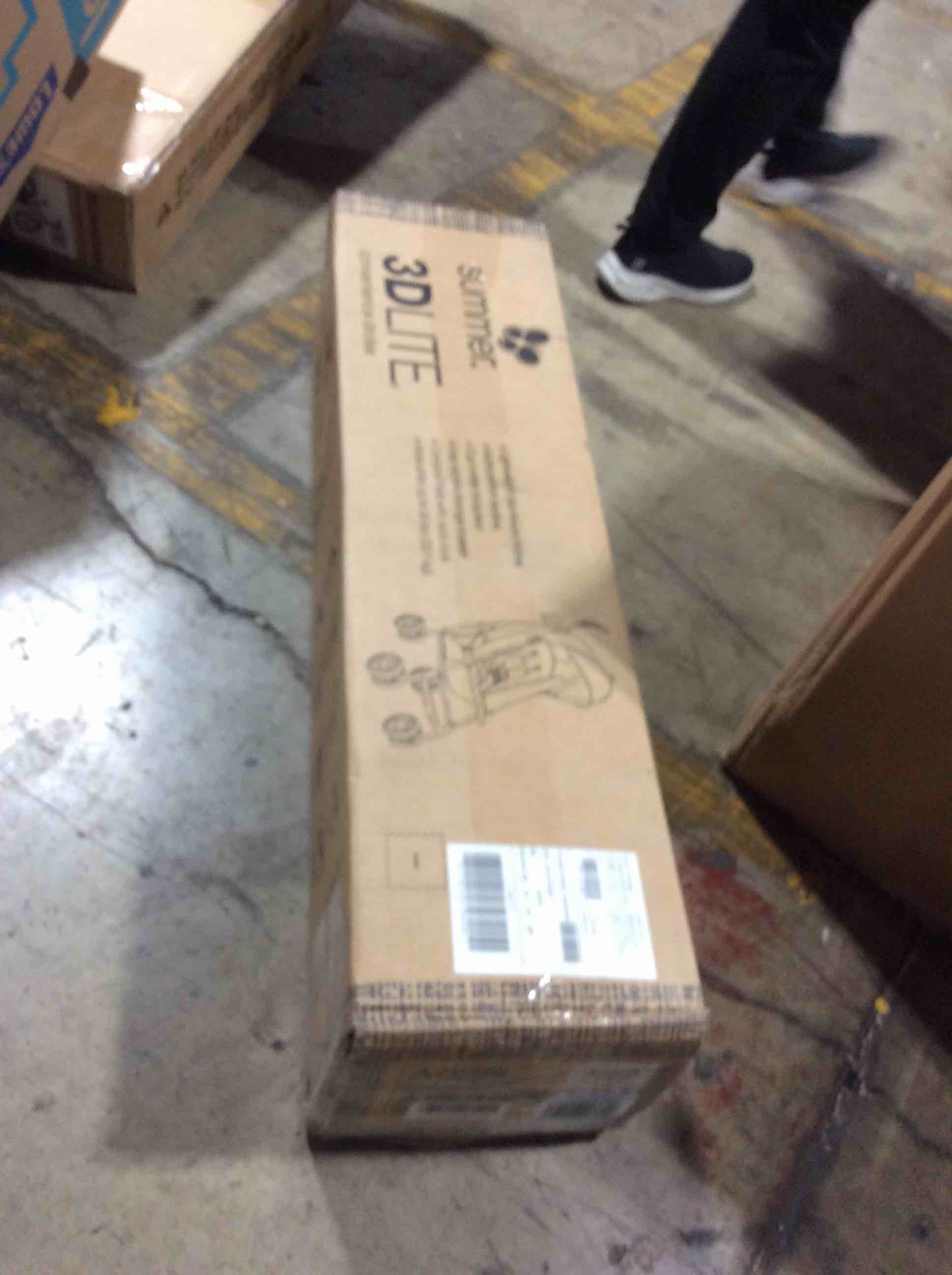 https://s3.amazonaws.com/lotting-images-prod/bidfta/PNK0159012_1725555873720.jpeg