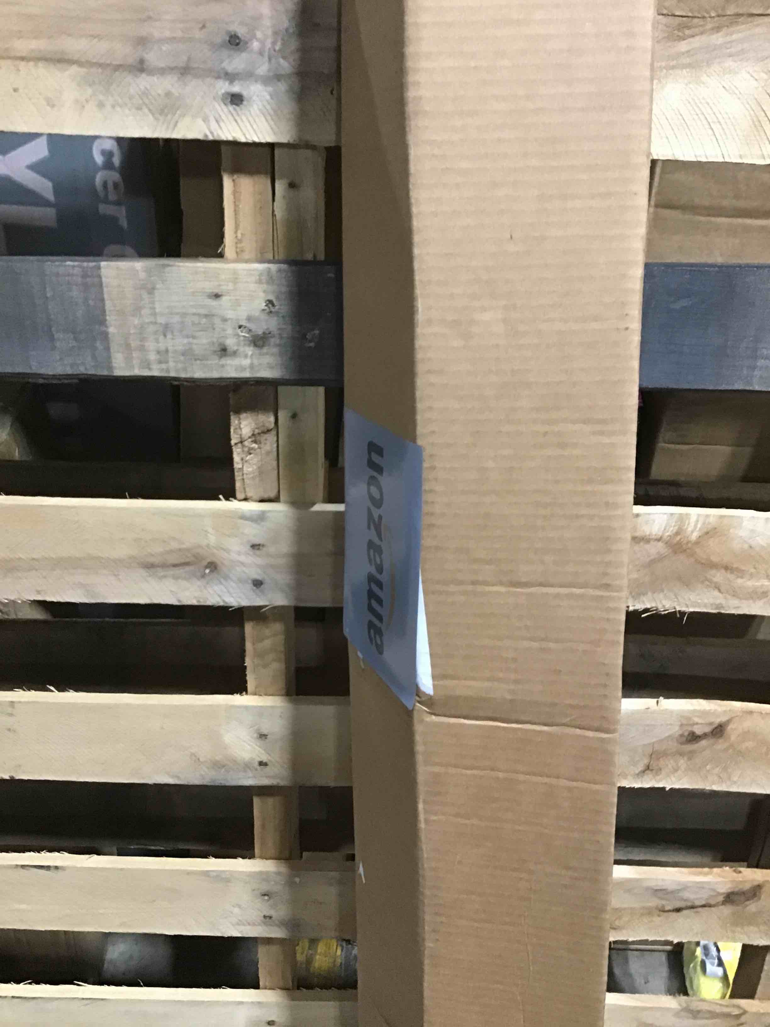 https://s3.amazonaws.com/lotting-images-prod/bidfta/PNK0160178_1725735866896.jpeg