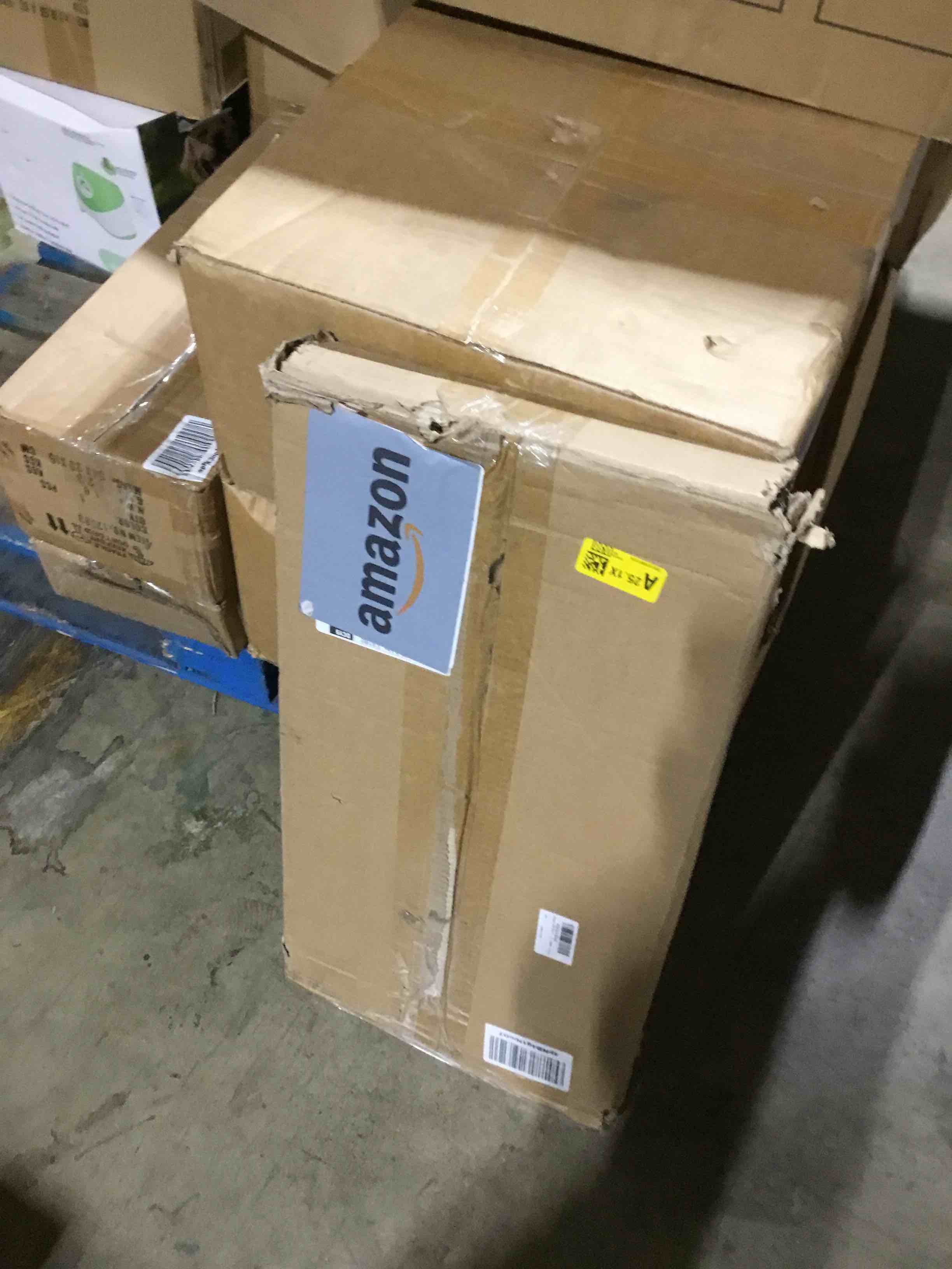 https://s3.amazonaws.com/lotting-images-prod/bidfta/PNK0160706_1725396851962.jpeg