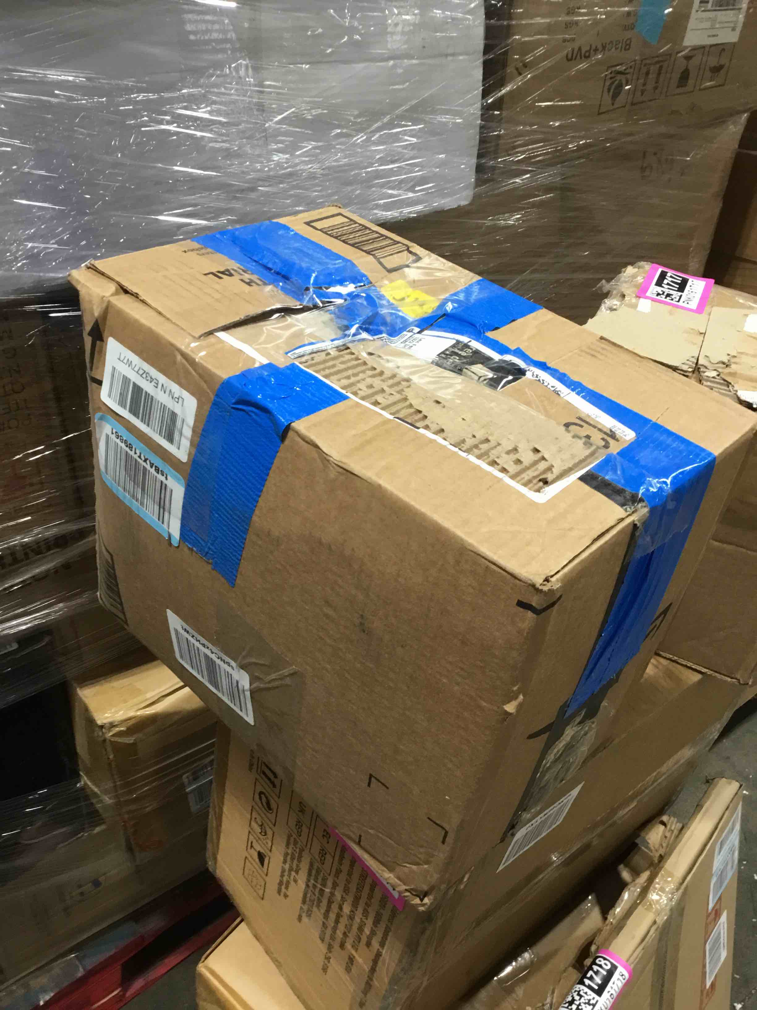 https://s3.amazonaws.com/lotting-images-prod/bidfta/PNK0161719_1724700235039.jpeg