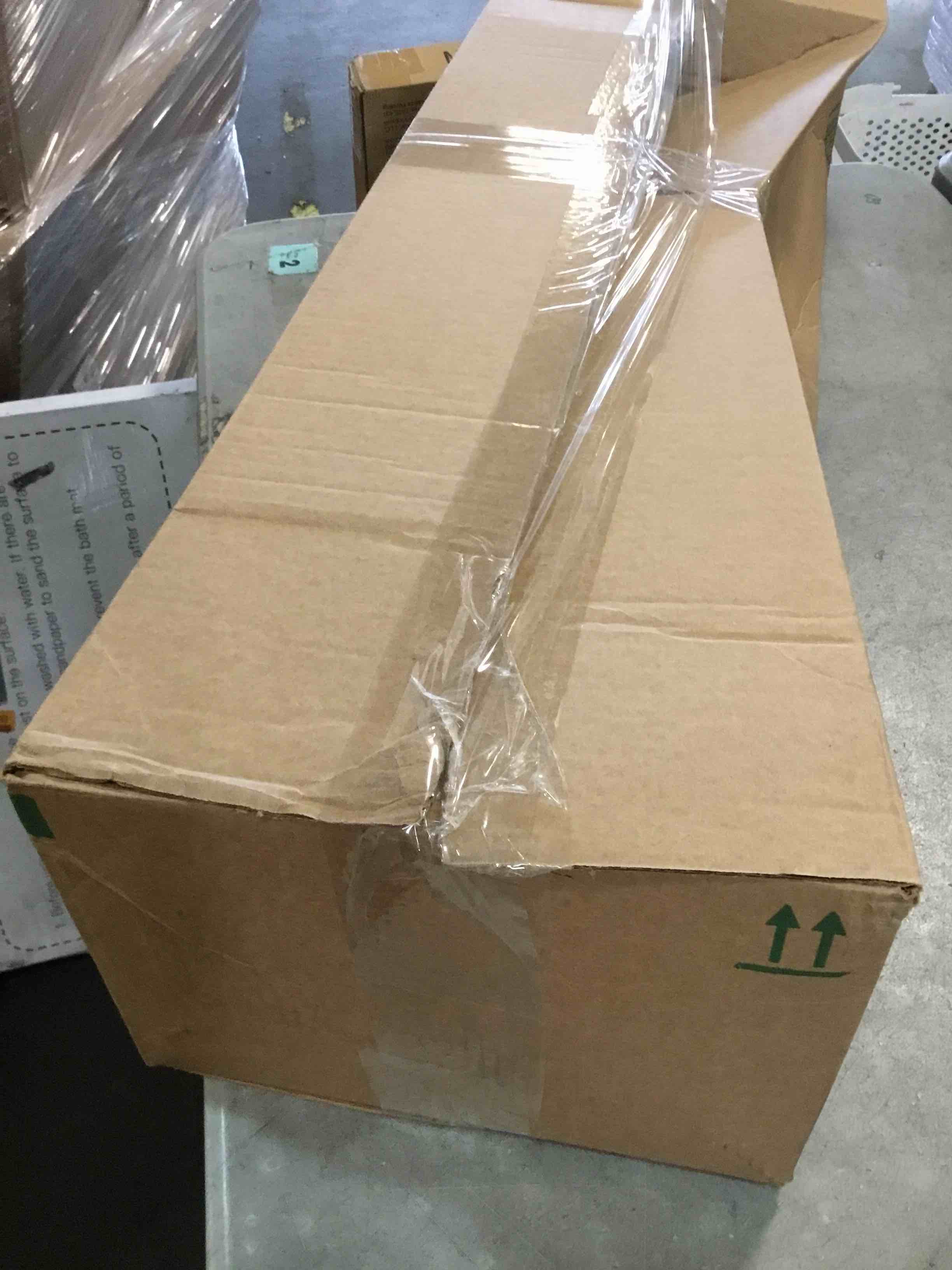 https://s3.amazonaws.com/lotting-images-prod/bidfta/PNK0168449_1725548976719.jpeg