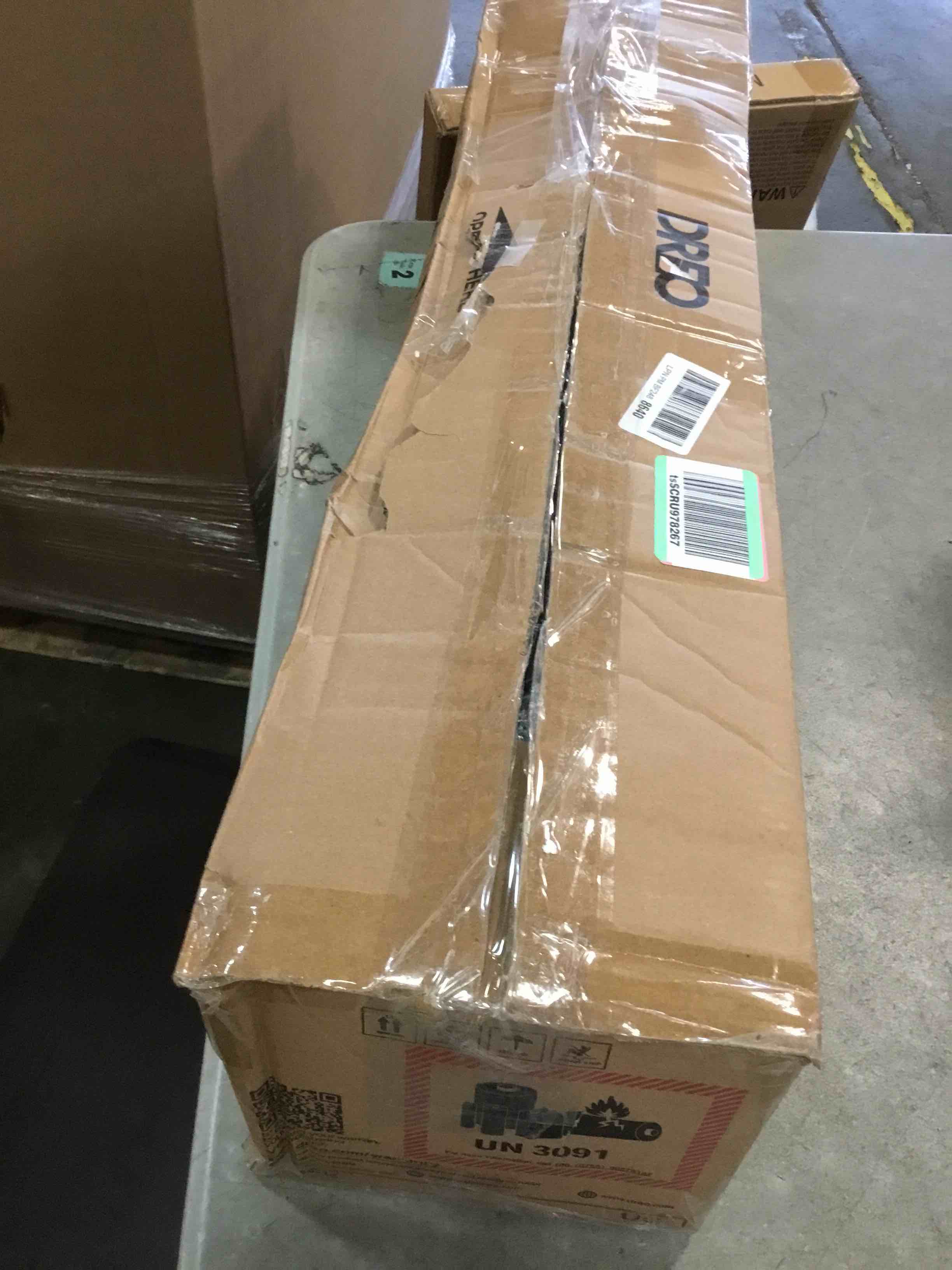 https://s3.amazonaws.com/lotting-images-prod/bidfta/PNK0168654_1725466662354.jpeg