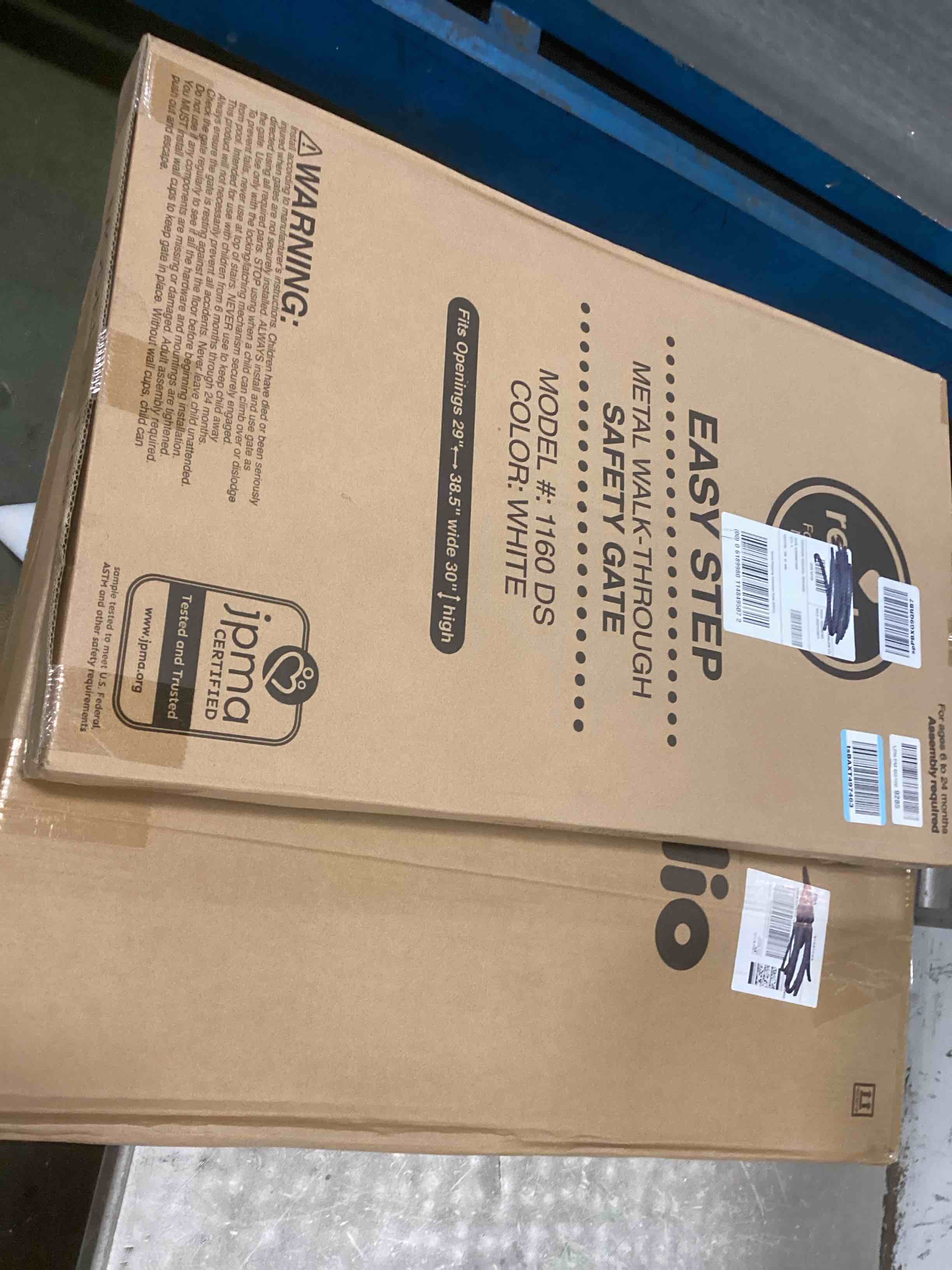 https://s3.amazonaws.com/lotting-images-prod/bidfta/PNK0173225_1724429842007.jpeg