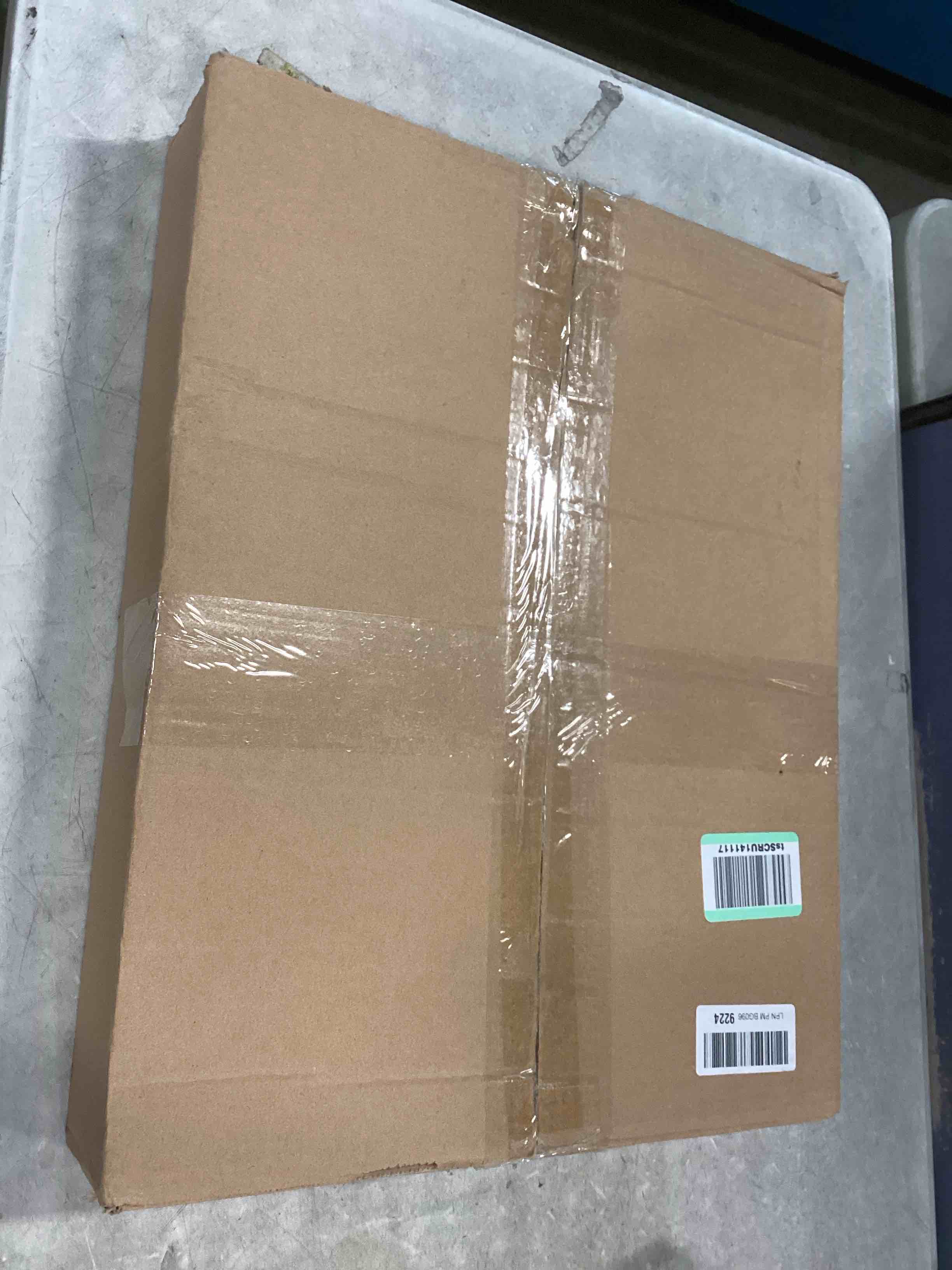 https://s3.amazonaws.com/lotting-images-prod/bidfta/PNK0173924_1724250024139.jpeg