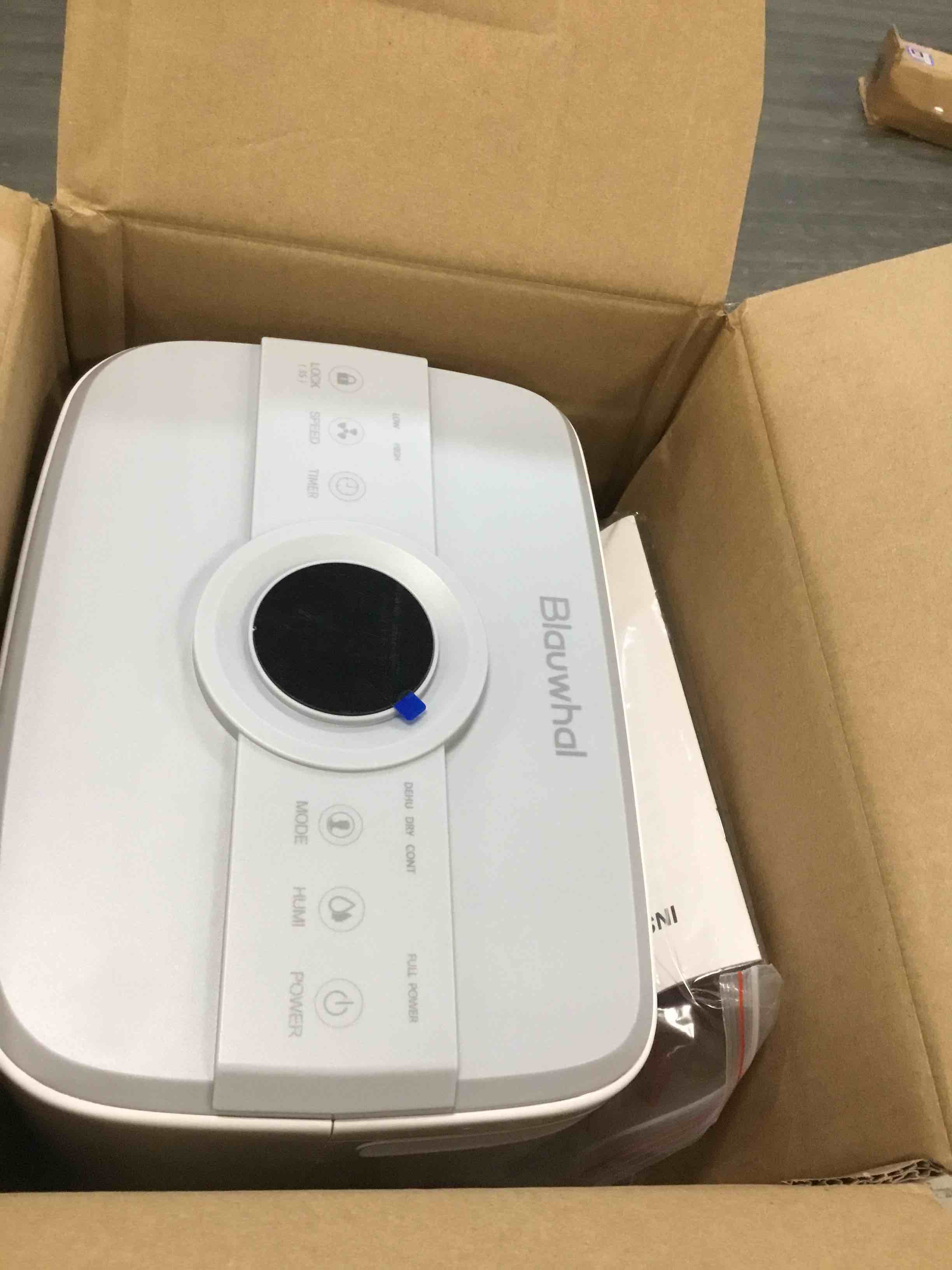 https://s3.amazonaws.com/lotting-images-prod/bidfta/PNK0177308_1724810185789.jpeg