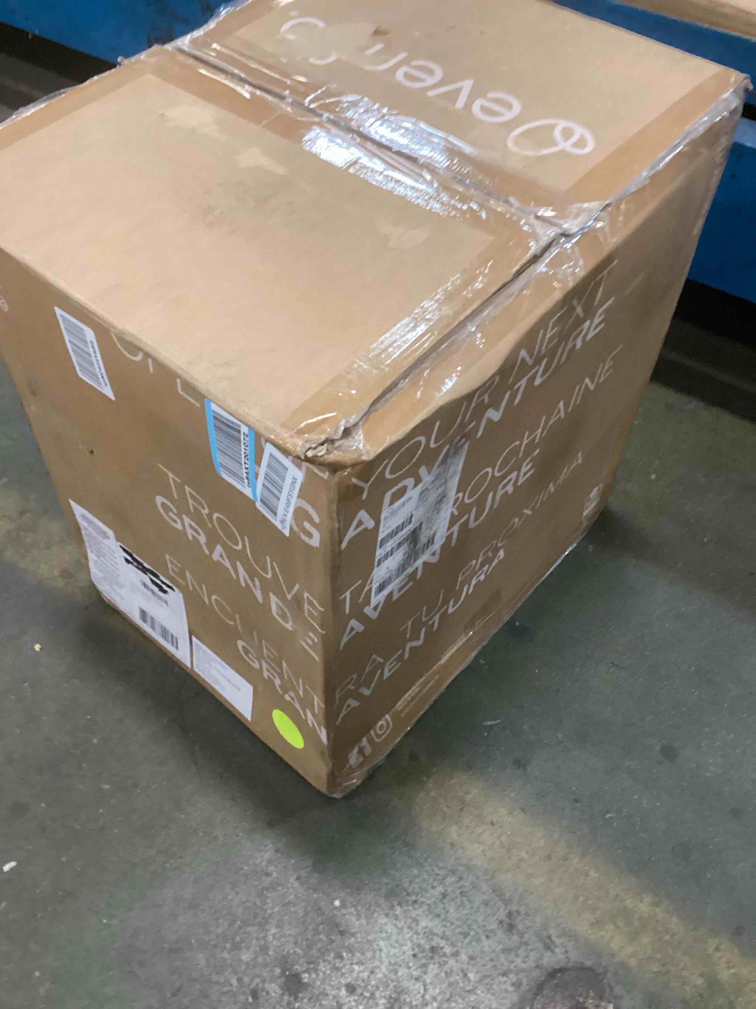 https://s3.amazonaws.com/lotting-images-prod/bidfta/PNK0177679_1724764600064.jpeg