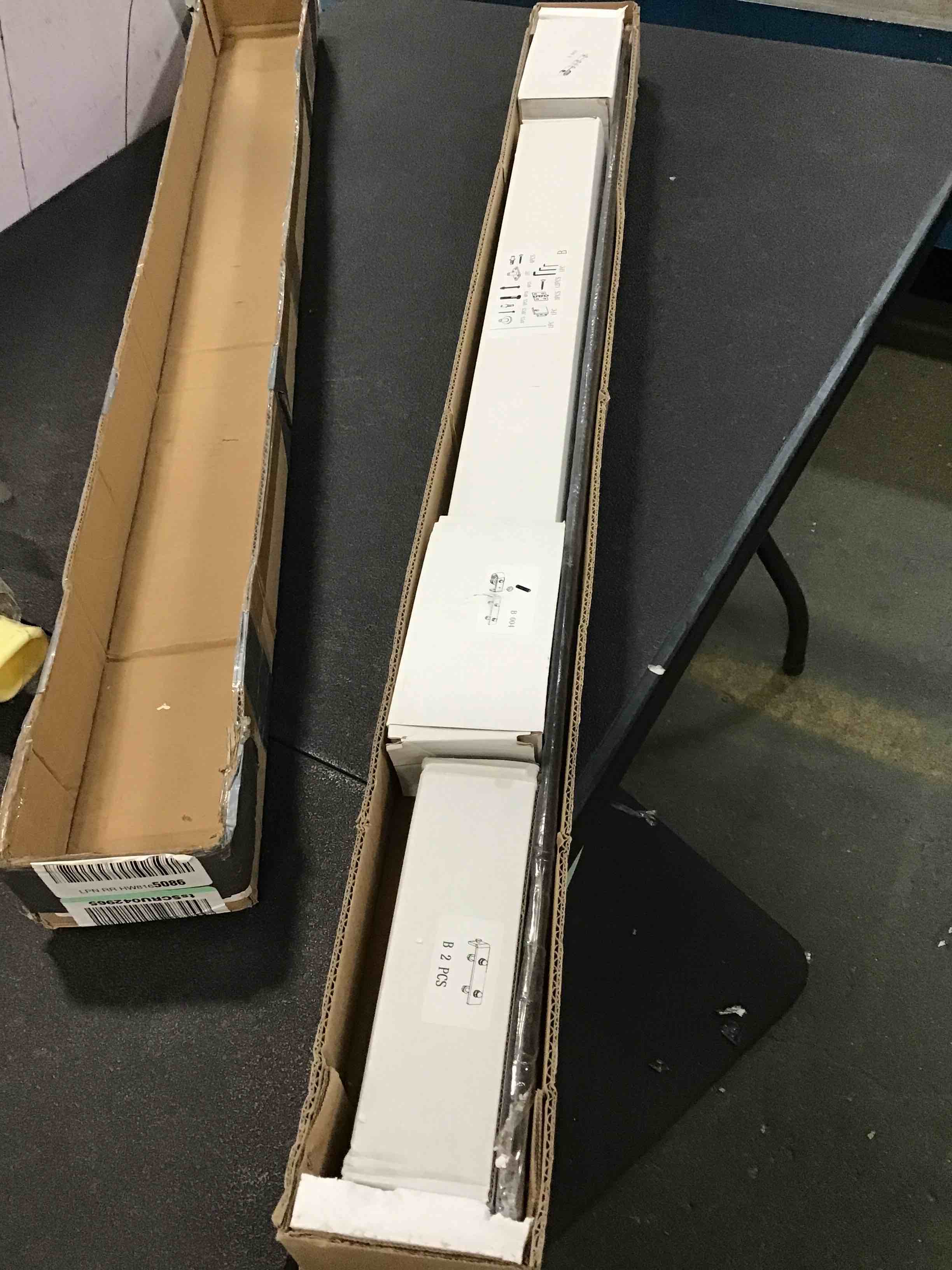 https://s3.amazonaws.com/lotting-images-prod/bidfta/PNK0177862_1724715692245.jpeg