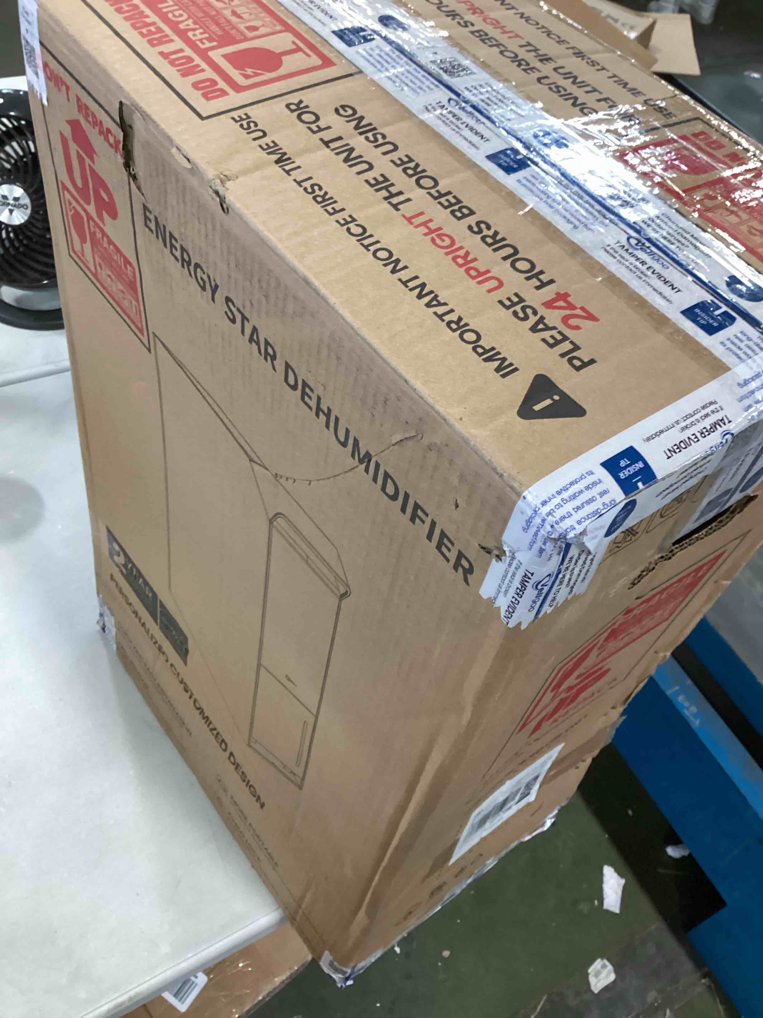 https://s3.amazonaws.com/lotting-images-prod/bidfta/PNK0180125_1725905370557.jpeg
