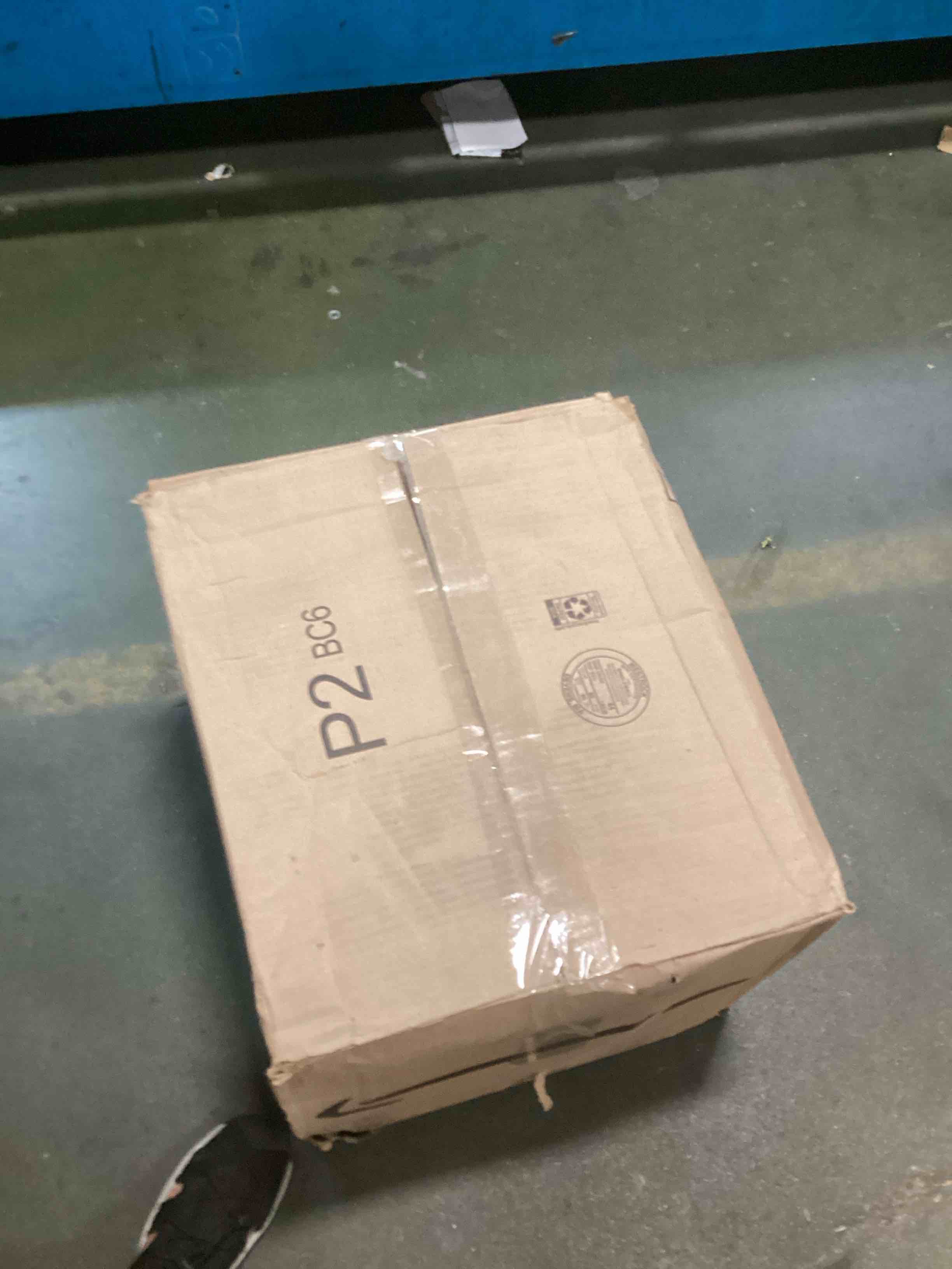 https://s3.amazonaws.com/lotting-images-prod/bidfta/PNK0181645_1724867583850.jpeg