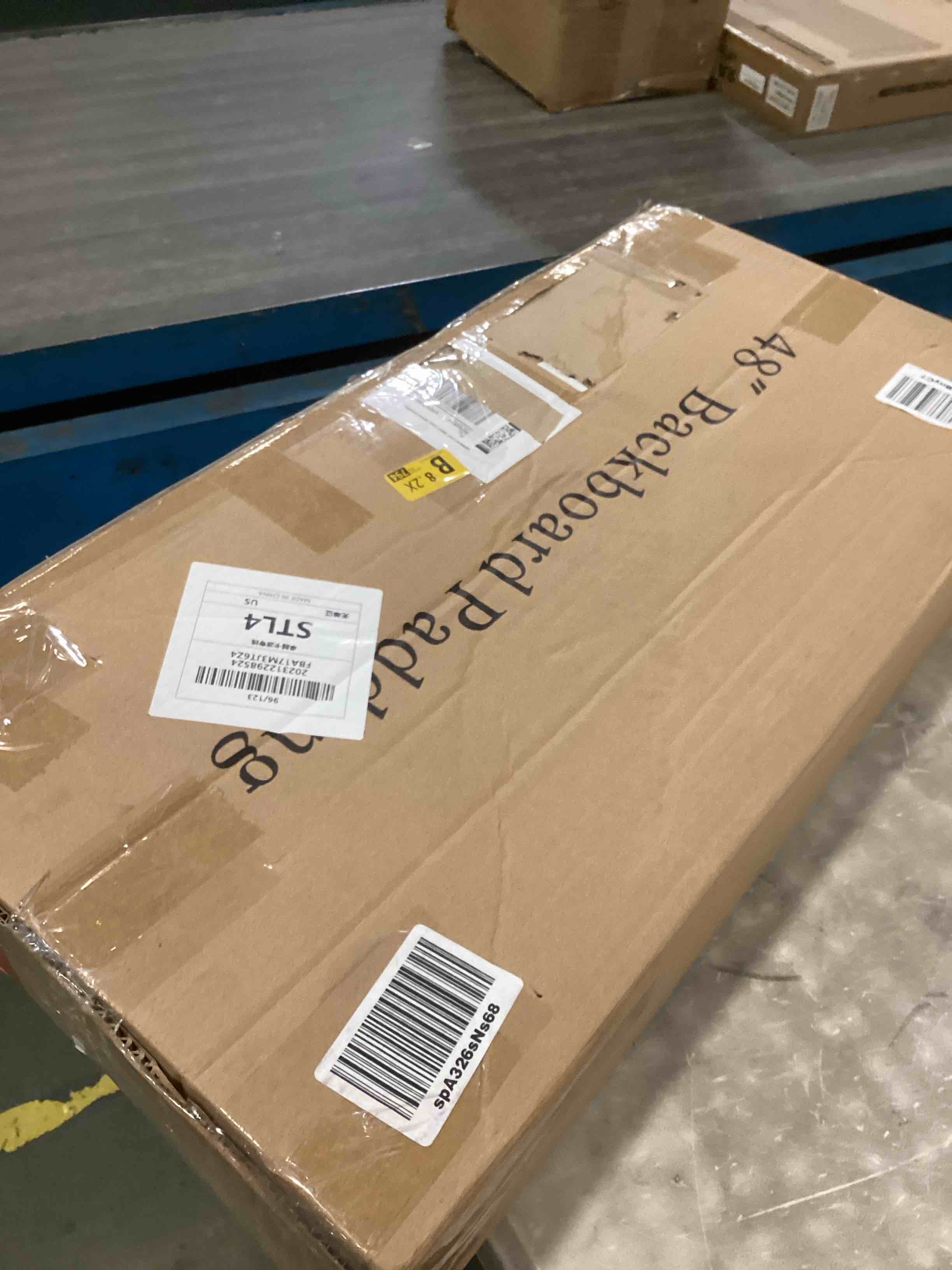 https://s3.amazonaws.com/lotting-images-prod/bidfta/PNK0181842_1724788793184.jpeg