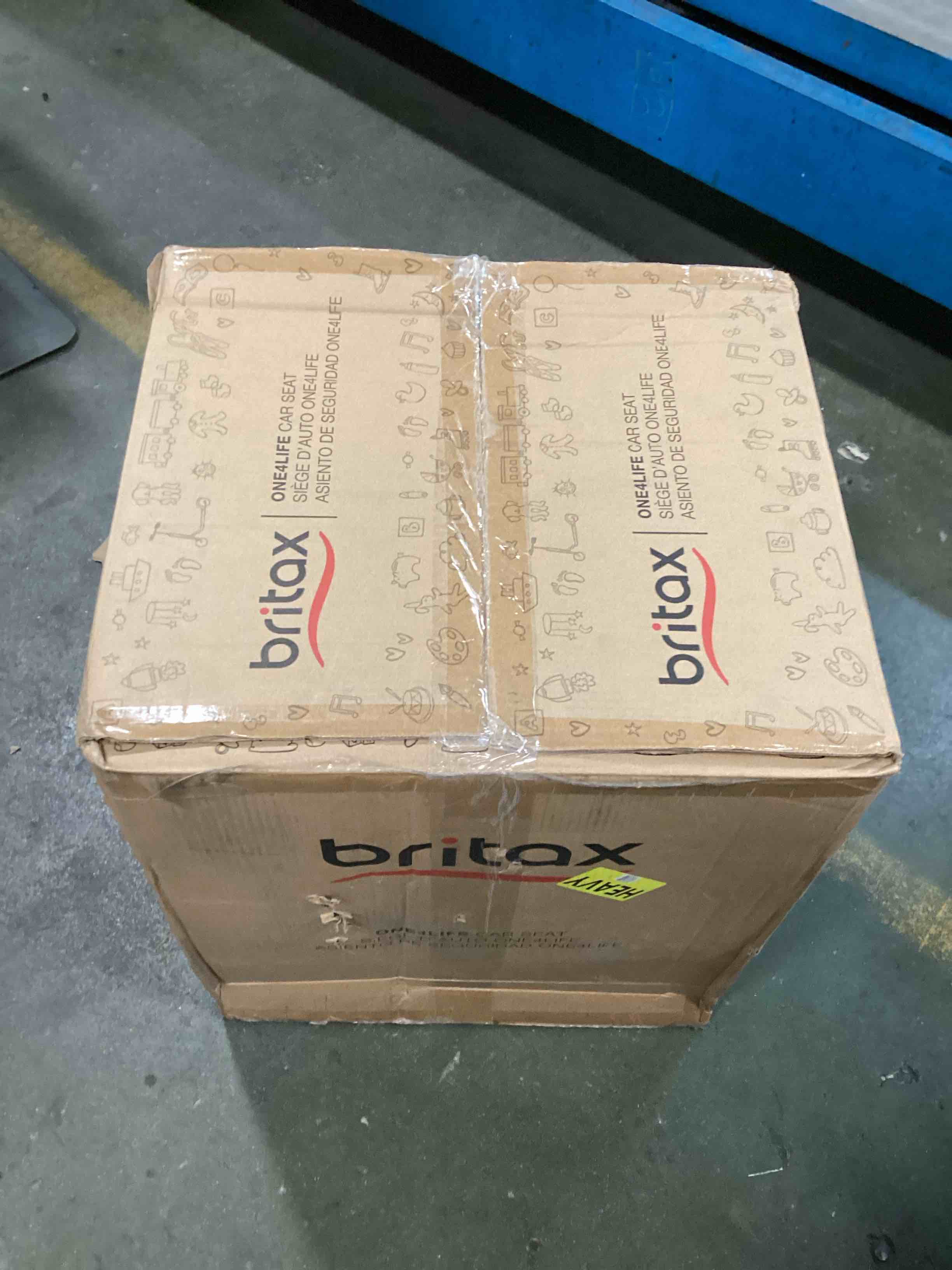 https://s3.amazonaws.com/lotting-images-prod/bidfta/PNK0182767_1726107828944.jpeg