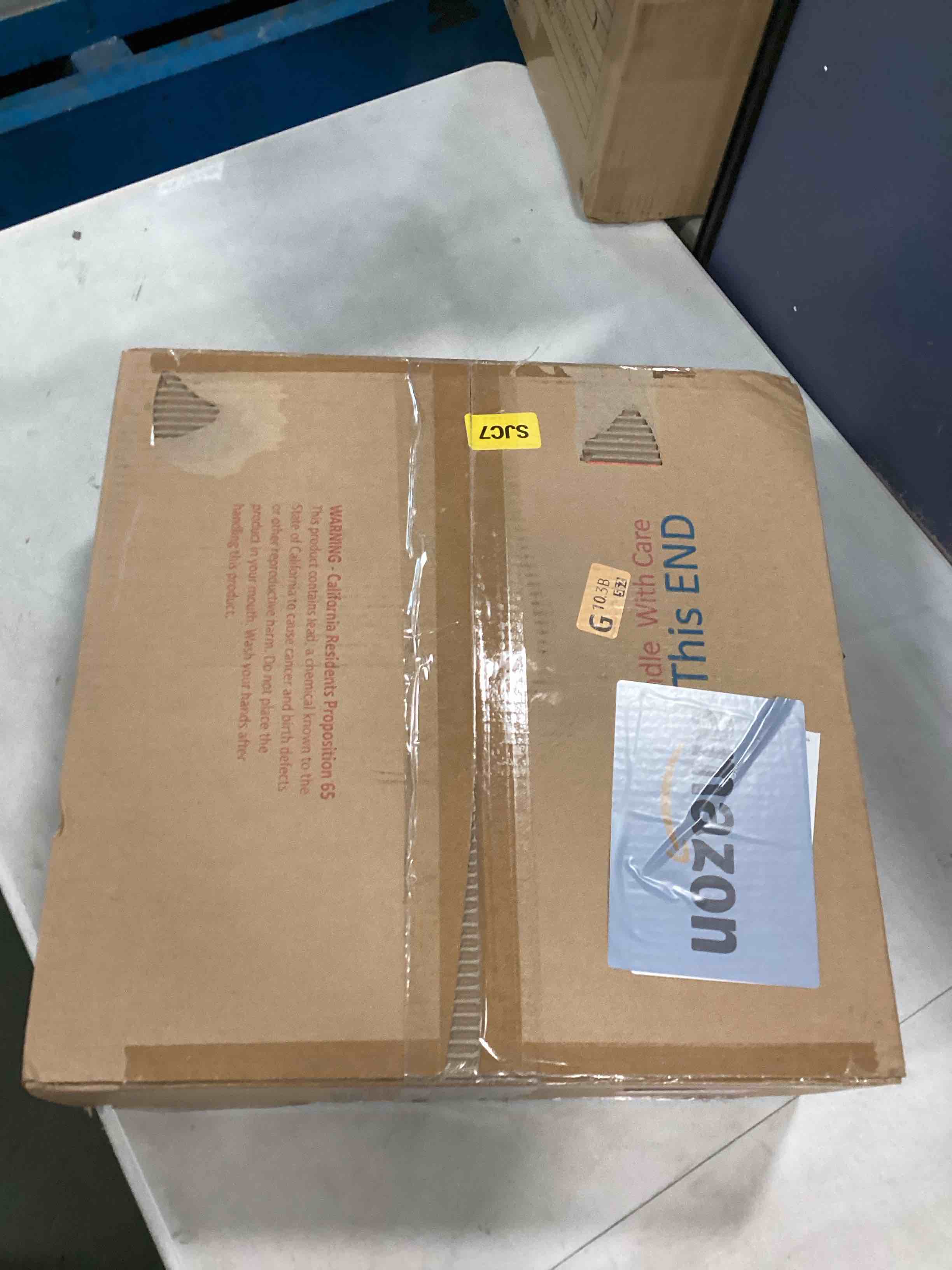 https://s3.amazonaws.com/lotting-images-prod/bidfta/PNK0182816_1726093776454.jpeg