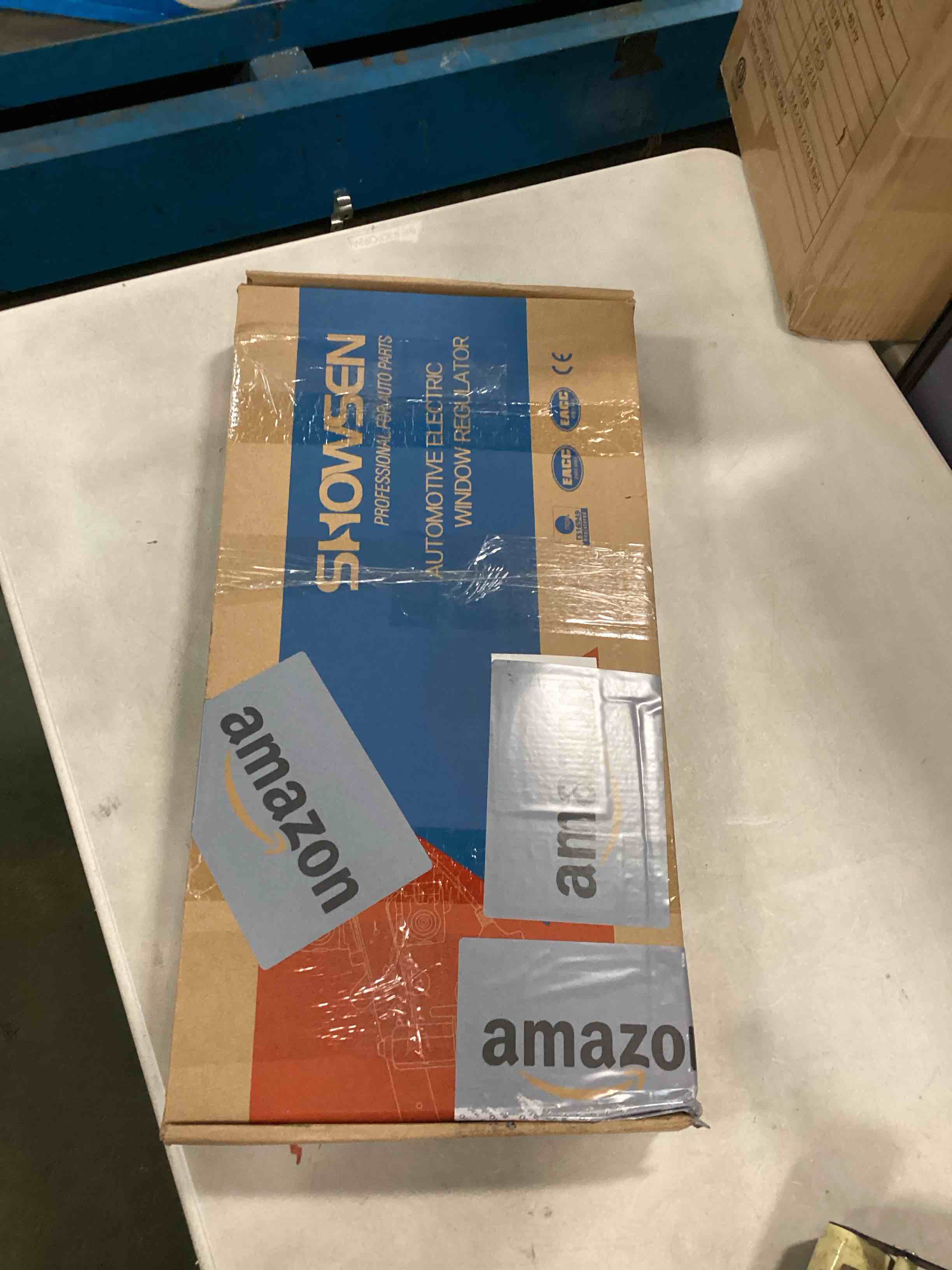 https://s3.amazonaws.com/lotting-images-prod/bidfta/PNK0182818_1726093488683.jpeg