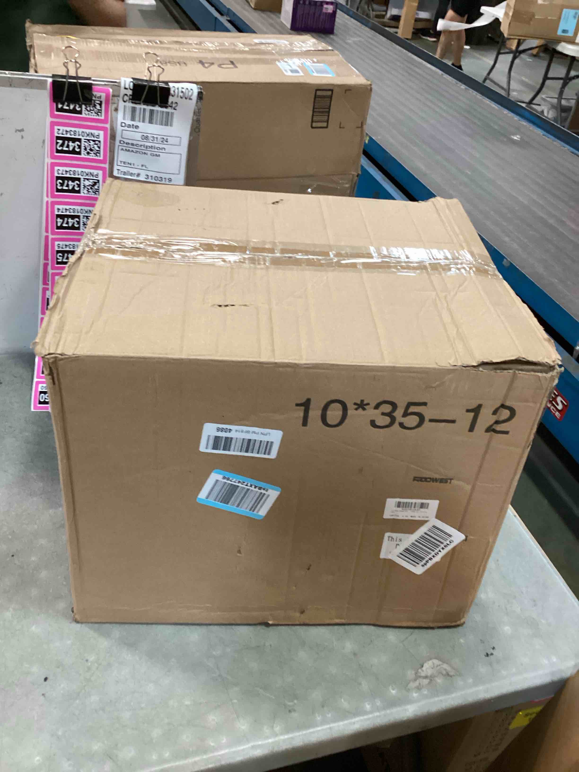 https://s3.amazonaws.com/lotting-images-prod/bidfta/PNK0183477_1725496968817.jpeg