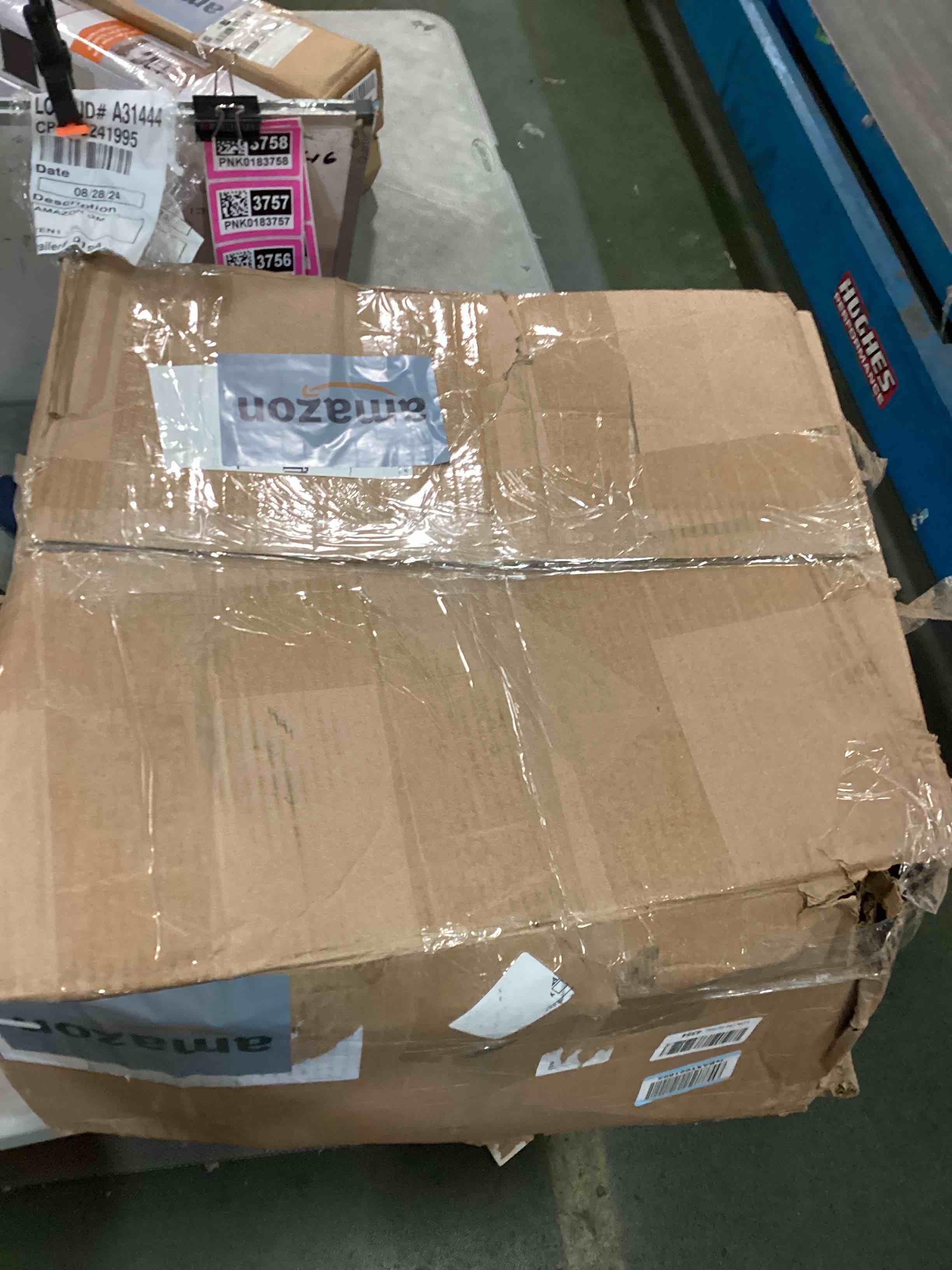 https://s3.amazonaws.com/lotting-images-prod/bidfta/PNK0183753_1725064927174.jpeg